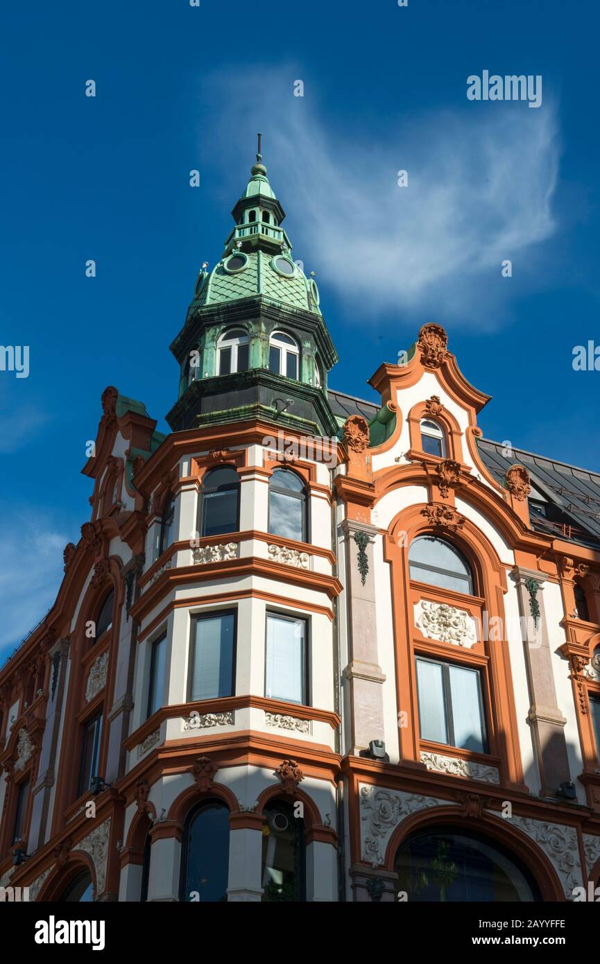 Straßenszene in Oslo, Norwegen mit Details zum alten Haus. Stockfoto