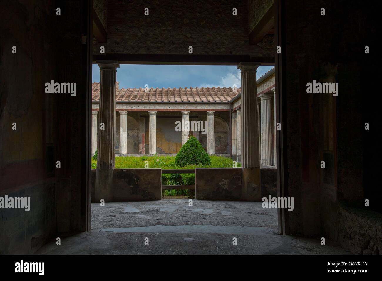 Innenhof des Hauses Menander in Pompeji in der Nähe des modernen Neapel in der italienischen Region Kampanien. Stockfoto