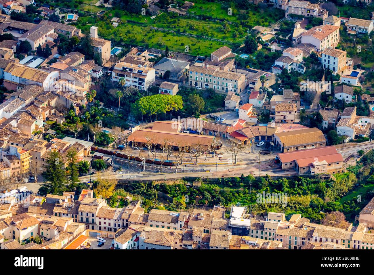 Luftbild, Ferrocarril de Sóller, Straßenbahn, Eisenbahngesellschaft, Plaça d'Espanya, Sóller, Europa, Balearen, Spanien, es, Espana, Mallorca, Passeng Stockfoto