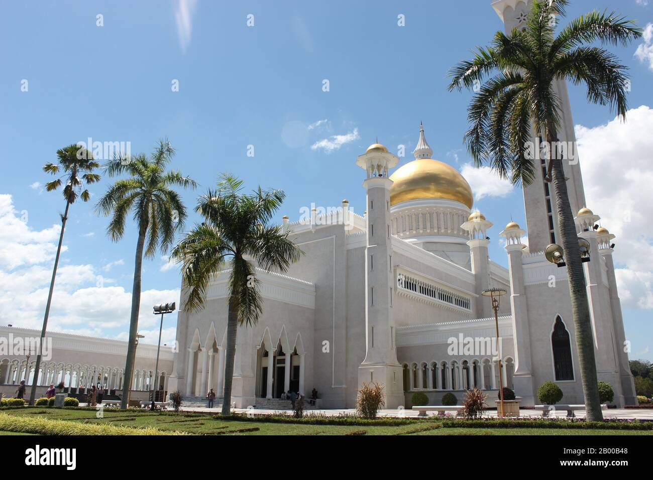 Berühmte Omar Ali Saifuddin Moschee in Brunei Stockfoto