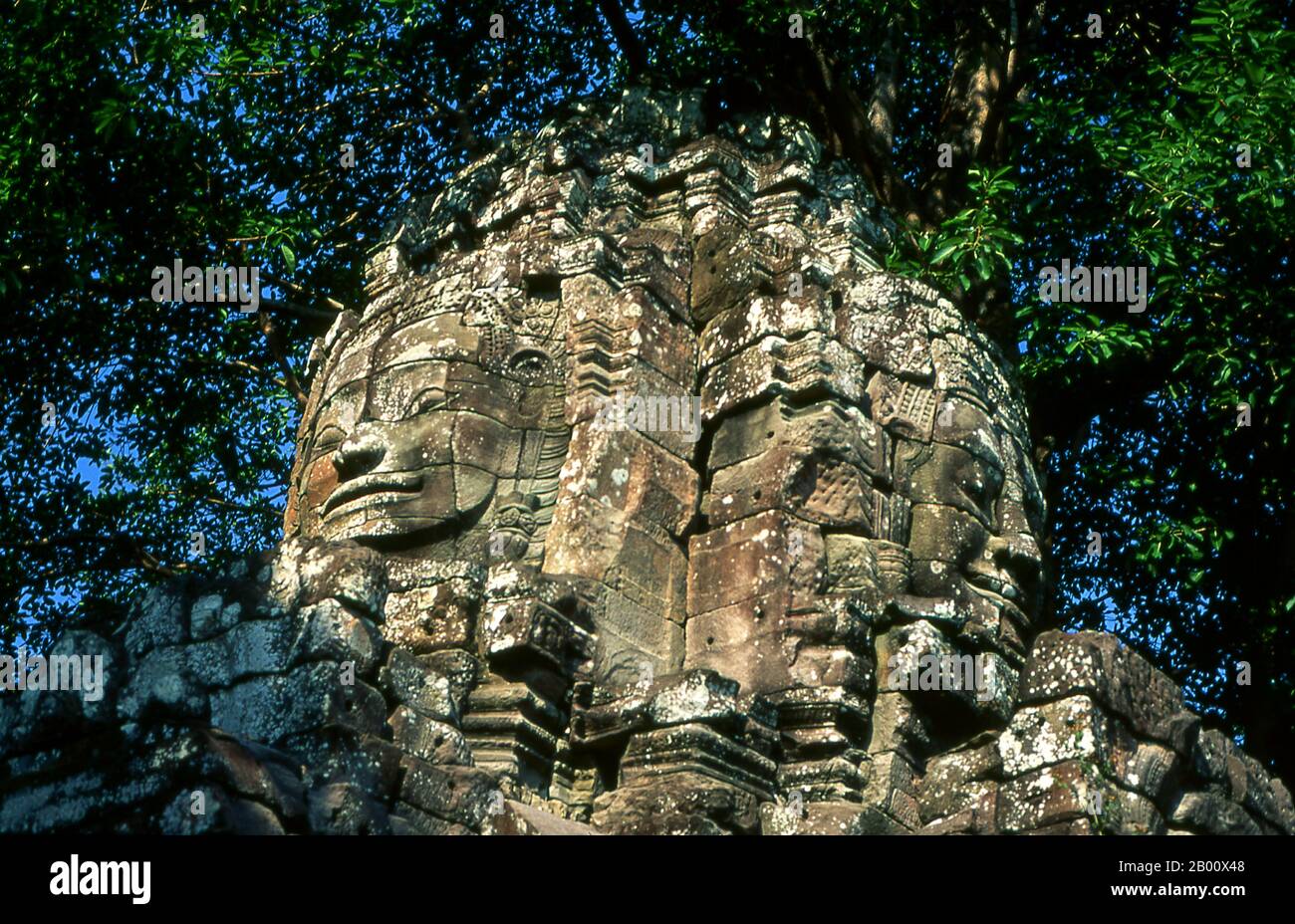 Kambodscha: Gopura mit Aussichtsturm, Ta Som, Angkor. TA Som wurde Ende des 12. Jahrhunderts für König Jayavarman VII. Erbaut und ist seinem Vater Dharanindravarman II. Gewidmet, der von 1150 bis 1160 König des Khmer-Reiches war. Stockfoto