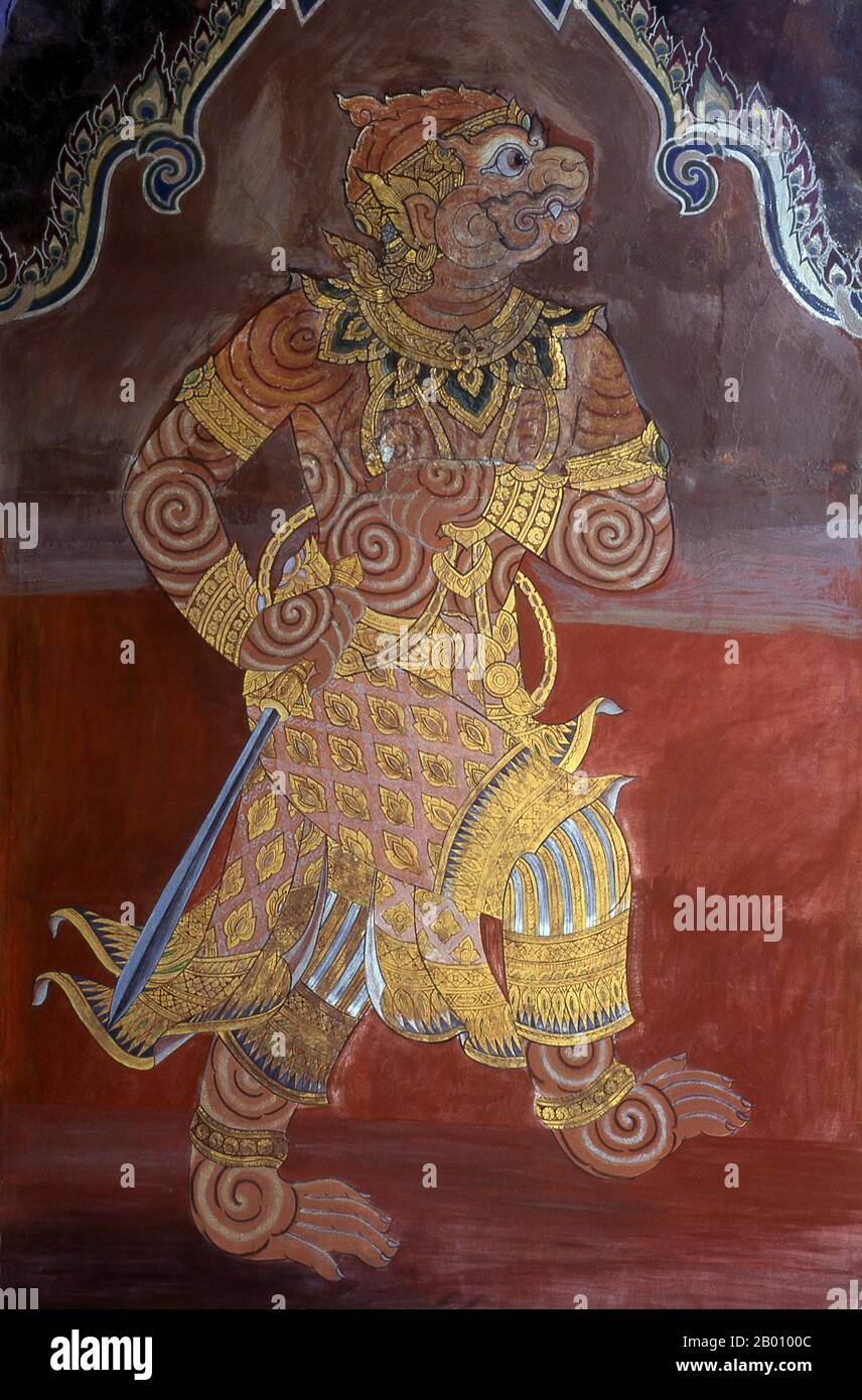 Thailand: Eine Figur aus dem Ramayana im Kreuzgang, Ramakien (Ramayana) Wandmalereien, Wat Phra Kaeo (Tempel des Smaragd-Buddha), Bangkok. Das Ramayana ist eine Geschichte so alt wie die Zeit und - zumindest auf dem indischen Subkontinent und in weiten Teilen Südostasiens - von unvergleichlicher Popularität. Vor mehr als zweitausend dreihundert Jahren setzte sich der Gelehrte-Dichter Valmiki zusammen, um sein endgültiges Epos von Liebe und Krieg zu schreiben. Das Ramakien ist die thailändische Version dieses Epos und hat einen wichtigen Einfluss auf Thai Literatur, Kunst und Drama. Es gilt als das National Epic von Thailand. Stockfoto