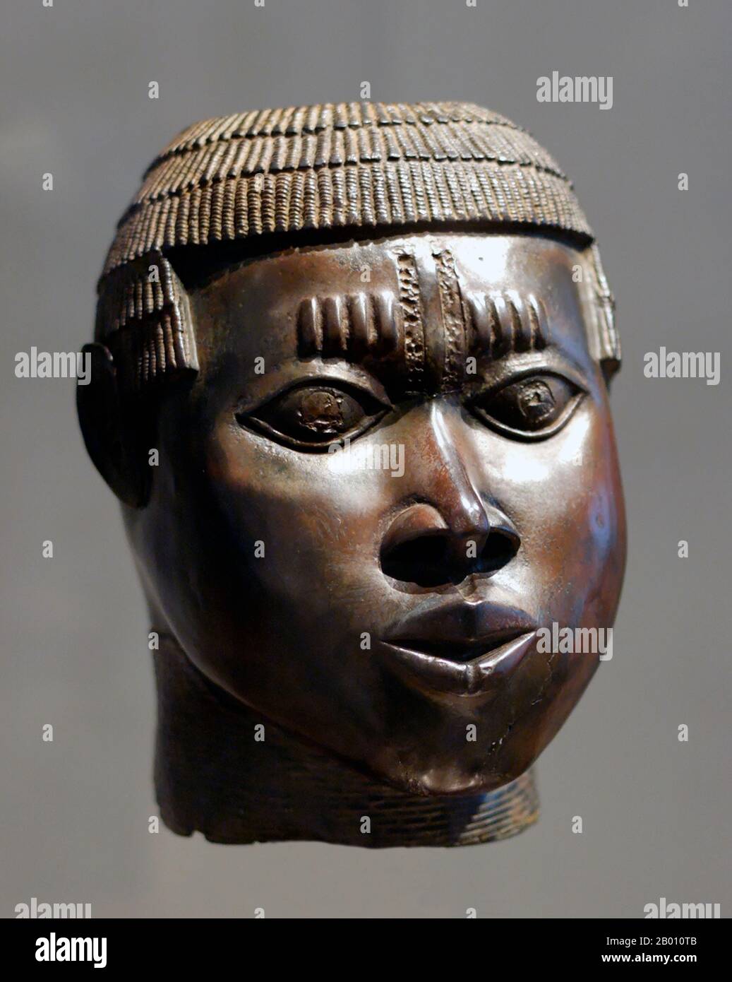 Nigeria: Skulptur des Königreichs Benin. Verlorenes Wachs gegossene Bronze, Nigeria, Ende 15th-Mitte 16th Jahrhundert. Das Benin-Reich (1440–1897) war ein vorkolonialer afrikanischer Staat im heutigen Nigeria. Es ist nicht zu verwechseln mit dem modernen Land Benin (und früher Dahomey genannt). Stockfoto