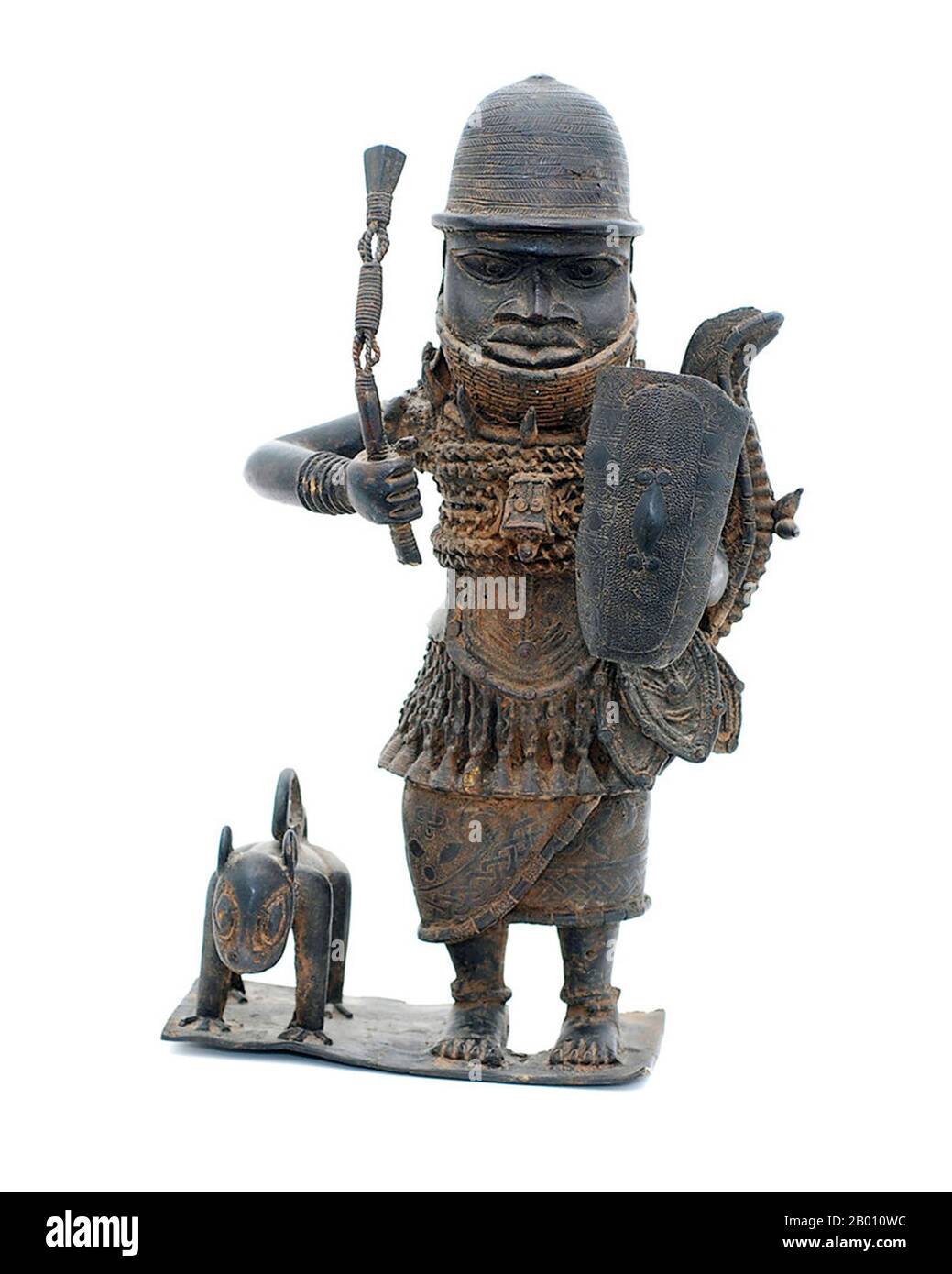 Nigeria: Bronzefigur eines Edo-Kriegers mit Jagdleopard, vom Hof des Benin-Königreiches, 16th. Jahrhundert. Das Benin-Reich (1440–1897) war ein vorkolonialer afrikanischer Staat im heutigen Nigeria. Es ist nicht zu verwechseln mit dem modernen Land Benin (und früher Dahomey genannt). Stockfoto