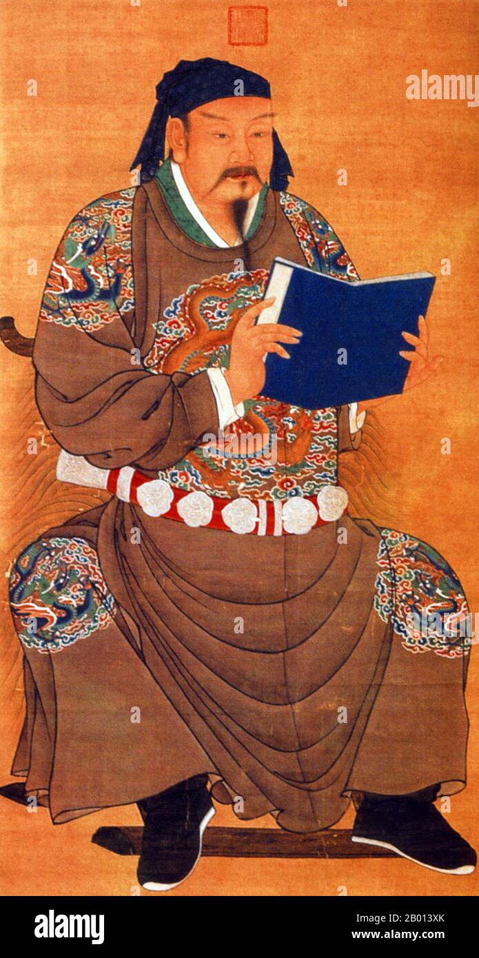China: Yue Fei (24 1103. März – 27 1142. Januar), chinesischer Patriot und Militärgeneral der Südlichen Song-Dynastie. Hängende Schriftrolle, Qing-Dynastie (1644-1912). Yue Fei, Höflichkeitsname Pengju, war ein berühmter chinesischer Patriot und Militärgeneral, der für die südliche Song-Dynastie gegen die Jurchen-Armeen der Jin-Dynastie kämpfte. Er war aggressiv und kriegerisch und wurde schließlich von seinen eigenen Vorgesetzten verraten, die ihn 1142 wegen eines erfhnten Vorwurfs töteten, aus Angst, dass er einen Verhandlungsfrieden mit den Jurchen gefährden würde. Yue Fei wird in der chinesischen Kultur als Patriot und Volksheld angesehen. Stockfoto