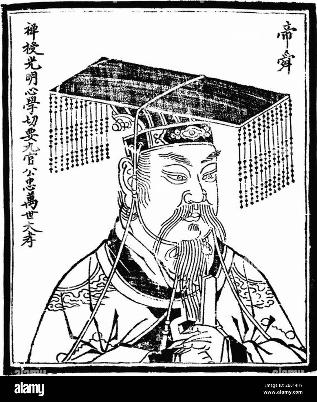 China: Kaiser Shun (c. 2294-2184 v. Chr.), fünfter und letzter der legendären „fünf Kaiser“. Abbildung, c. 1498. Kaiser Shun, auch bekannt als Chonghua, Yu Shun und der große Shun, war ein legendärer Herrscher des alten China. Shun teilte das Land in zwölf Provinzen auf und behandelte die vier Gefahren, Monster und böswilligen Wesen, die China heimgesucht hatten. Sein Nachfolger, Yu, wurde der Gründer der Xia Dynastie und Kaiser aus der Chen Dynastie behaupten, von Shun abstammen zu können. Die drei Herrscher und fünf Kaiser sind eine Mischung aus mythologischen Herrschern und kulturellen Helden aus dem alten China. Stockfoto