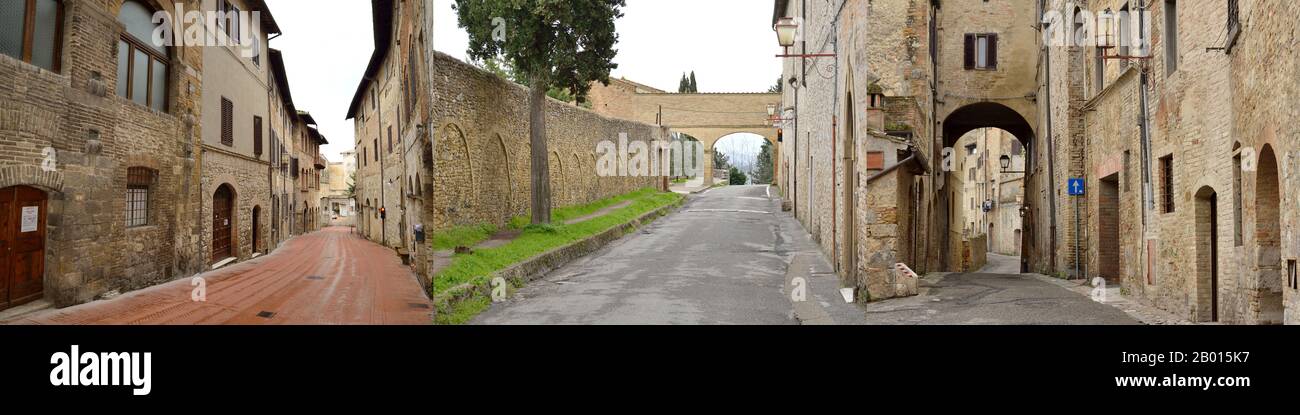 San Gimignano (Bilder der Stadt auf den Triptychenstraßen), UNESCO-Weltkulturerbe - Toskana, Italien, Europa Stockfoto