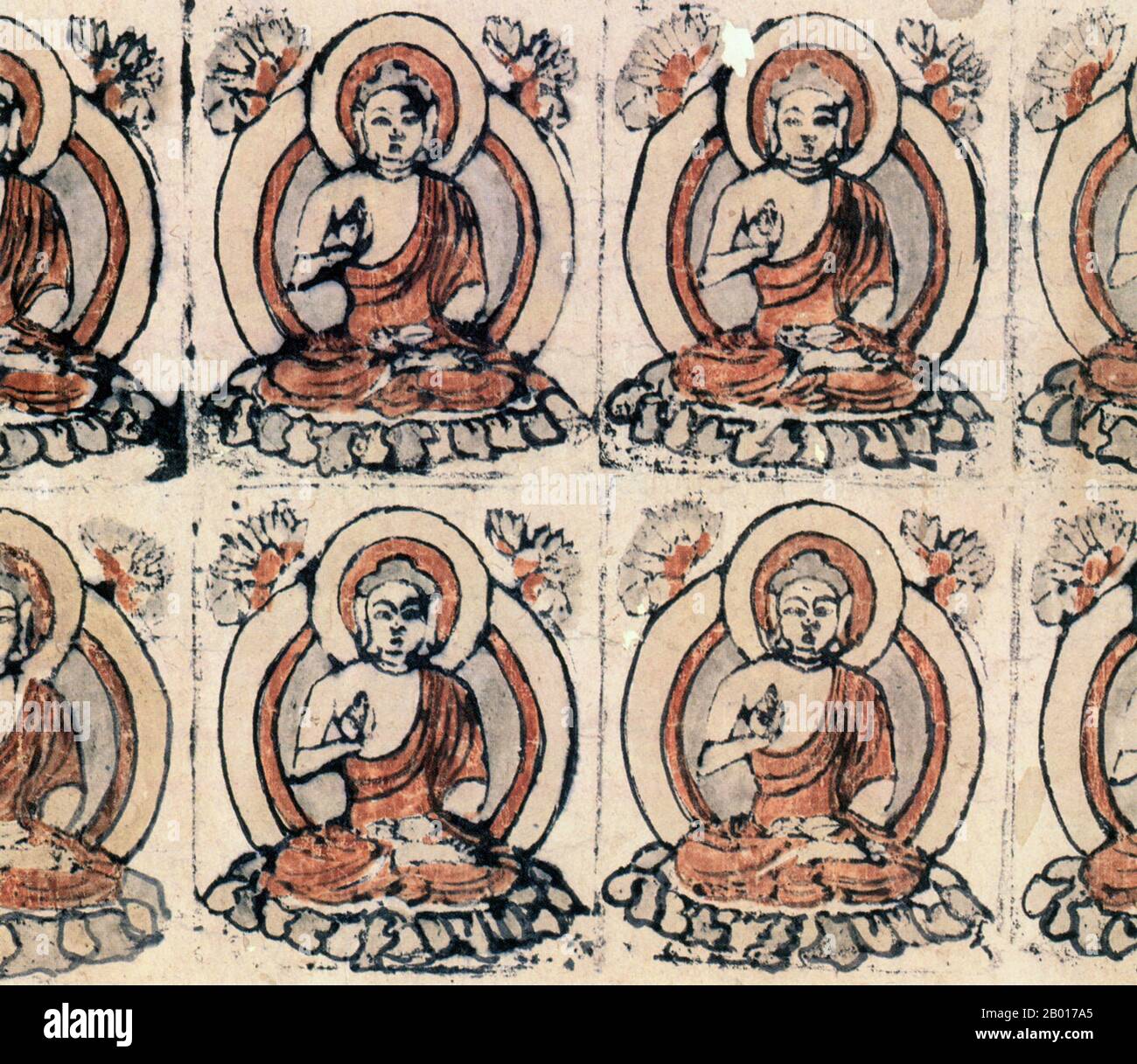 China: Holz- oder Tonblockbilder des Buddha auf einer Handrolle aus den  Mogao-Hhlen, Dunhuang, c. 700 CE. In Dunhuang wurden Techniken zur  Massenproduktion von Schriftrollen und Manuskripten eingesetzt, die  Holzstempel oder Tonstempel verwendeten,