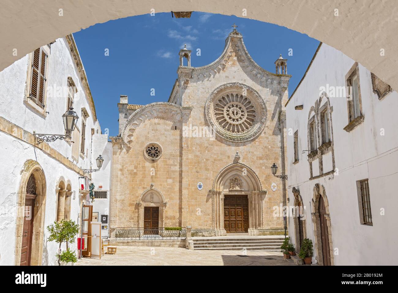 Kathedrale von Ostuni (Basilika Santa Maria Assunta), römisch