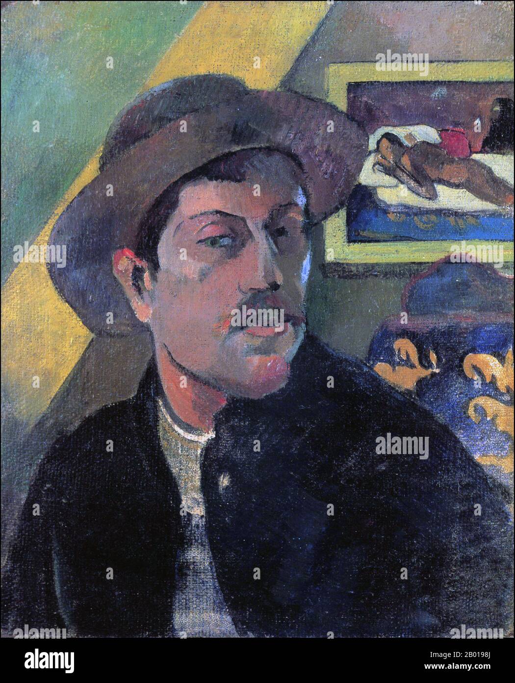 Frankreich/Tahiti: „Selbstporträt in einem Hut“. Öl auf Leinwand von Paul Gauguin (7. Juni 1848 - 8. Mai 1903), 1893. Paul Gauguin wurde 1848 in Paris geboren und verbrachte einen Teil seiner Kindheit in Peru. Er arbeitete als Börsenmakler mit wenig Erfolg und litt an schweren Depressionen. Er malte auch. 1891 segelte Gauguin, frustriert durch mangelnde Anerkennung zu Hause und finanziell mittellos, in die Tropen, um der europäischen Zivilisation und "allem, was künstlich und konventionell ist" zu entkommen. Seine Zeit dort, vor allem in Tahiti und den Marquesas-Inseln, war das Thema von großem Interesse. Stockfoto