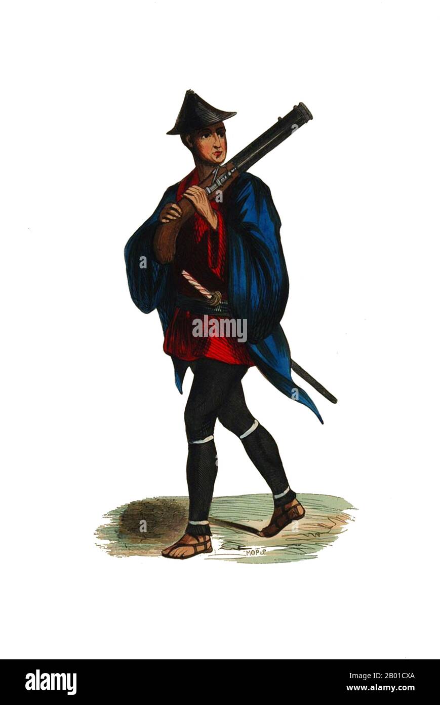Japan: Japanischer Soldat mit einer tragbaren Handkanone von Ozutsu. Handkolorierter Stich von Edouard Vermorcken (1. November 1820 - 23. November 1906), c. 1843-1844. Handkolorierter Stich aus 'Moeurs, Usages, et Costumes de tous les Peuples de Monde, d'apres des Documents Authentiques et les Voyages les plus Recents', von Auguste Wahlen (1785-1850). Stockfoto