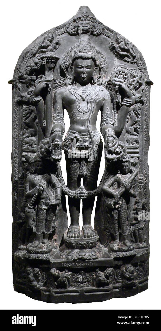 Indien: Vishnu mit Lakshmi und Sarasvati, Bengal, 12. Jahrhundert. Foto: David Monniaux (CC BY-SA 3,0 Lizenz). Vishnu (Sanskrit विष्णु Viṣṇu) ist der oberste gott in der vaishnavitischen Tradition des Hinduismus. Smarta-Anhänger von Adi Shankara, unter anderem, verehren Vishnu als eine der fünf primären Formen Gottes. Vishnu Sahasranama erklärt Vishnu zu Paramatma (höchste Seele) und Parameshwara (oberster Gott). Er beschreibt Vishnu als das allumfassende Wesen aller Wesen, den Meister der Vergangenheit, Gegenwart und Zukunft, der das Universum unterstützt, erhält und regiert. Stockfoto