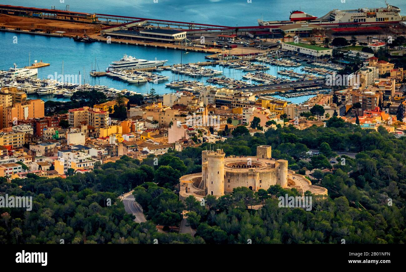 Castell de Bellver und Port de Palma, 04.01.2020, Luftbild, Spanien, Balearen, Mallorca, Palma Stockfoto