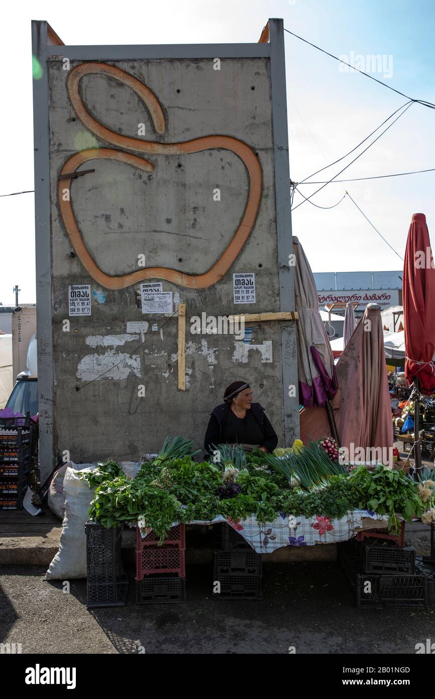 Tiflis, Hauptstadt und größte Stadt Georgiens, liegt am Ufer des Flusses Kura, im ehemaligen Persien und Russland, im Kaukasusgebiet Eurasiens Stockfoto