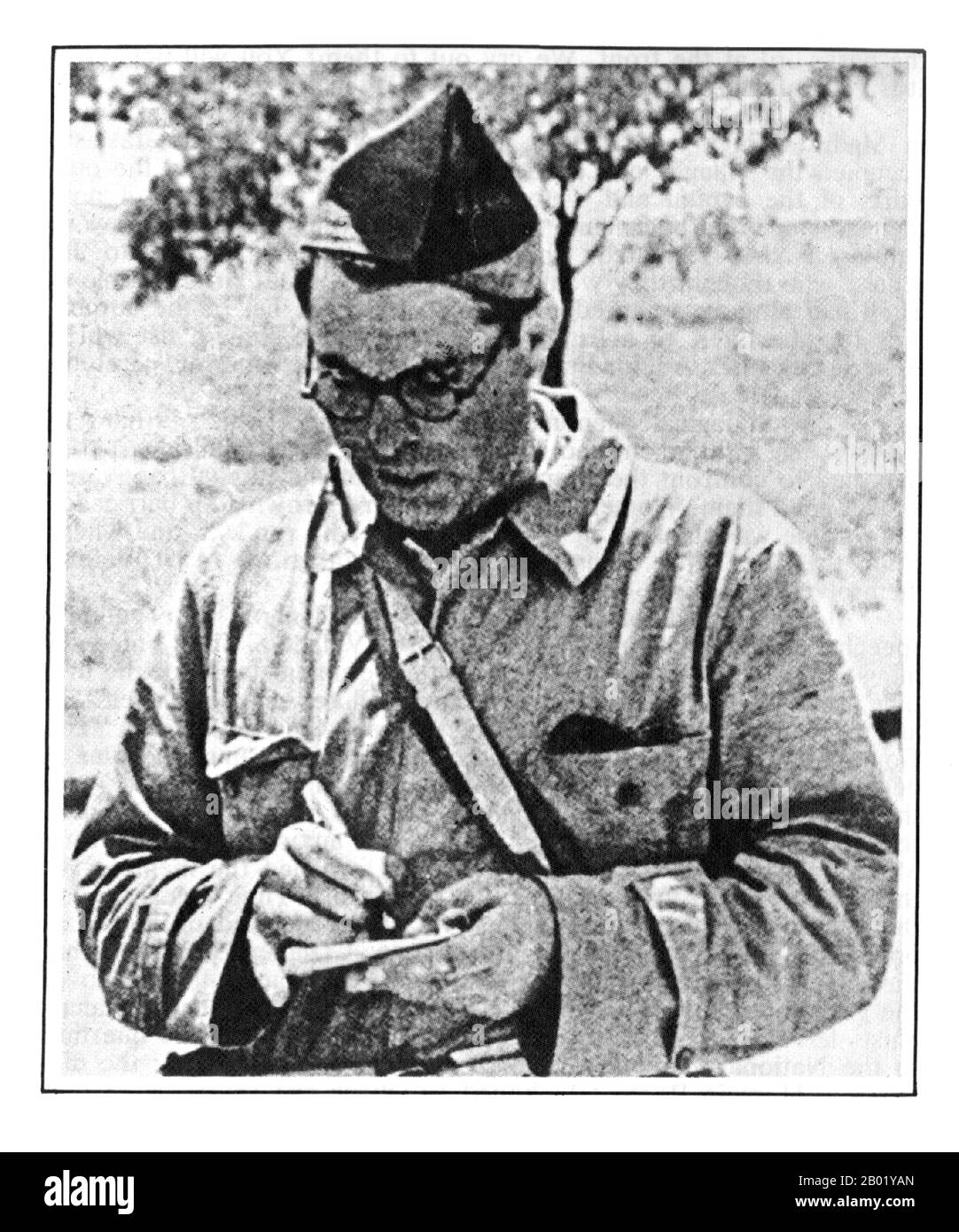 Spanien: Der anarchistische Führer Buenaventura Durruti (14. Juli 1896 - 20. November 1936), 1930er Jahre José Buenaventura Durruti Dumange war eine zentrale Figur des spanischen Anarchismus in der Zeit vor und einschließlich des Spanischen Bürgerkriegs. Der Anarchismus hat in Spanien historisch mehr Unterstützung und Einfluss gewonnen als anderswo, vor allem vor Francisco Francos Sieg im Spanischen Bürgerkrieg von 1936 bis 1939. Es gab mehrere Varianten des Anarchismus in Spanien, wie den expropriativen Anarchismus in der Zeit vor dem Konflikt und den Bauernanarchismus auf dem Land Andalusiens. Stockfoto