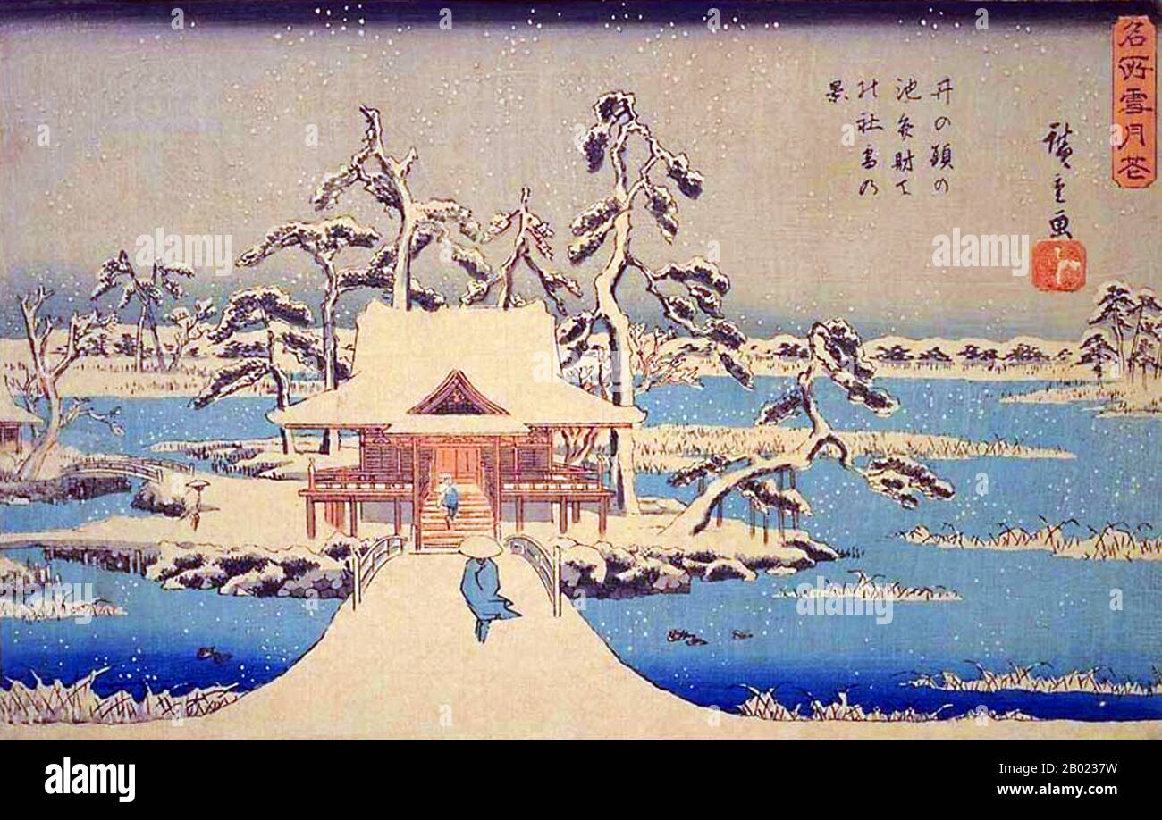 Japan: Der Benzaiten-Schrein in Inokashira (Edo/Tokio) im Winter. Ukiyo-e Holzschnitt von Utagawa Hiroshige (1797-1858), 19. Jahrhundert. Der Druck zeigt einen Schrein von Benzeiten, einem der sieben Glücksgötter. Benzaiten ist der japanische Name für die hinduistische Göttin Saraswati. Die Anbetung der Benzaiten kam im 6. Bis 8. Jahrhundert in Japan an, hauptsächlich über die chinesischen Übersetzungen des Sutra des Goldenen Lichts, das ihr einen Abschnitt widmet. Sie wird auch im Lotus Sutra erwähnt und oft mit einer Biwa, einer traditionellen japanischen Laute, dargestellt. Stockfoto