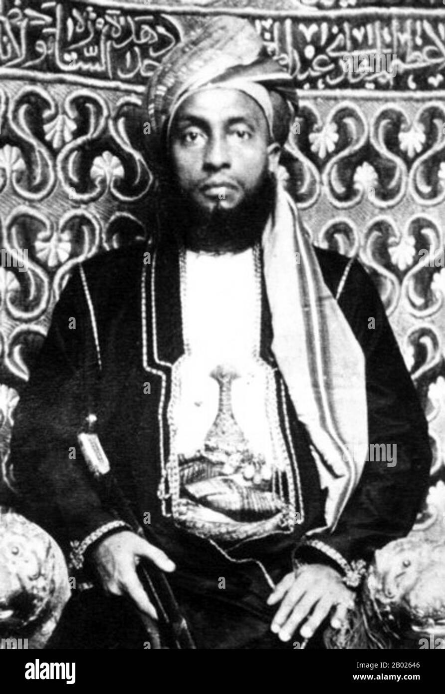 Sayyid Ali bin Sagte, Al-Busaid, GCSI, (von Dezember bis März 1893) (arabisch: علي بن سعيد البوسعيد‎) sei der vierte Sultan von Sansibar. Er regierte Sansibar vom 13. Februar 1890 bis 5. März 1893 und wurde Nachfolger seines Neffen Hamad bin Thuwaini Al-Busaid. Stockfoto