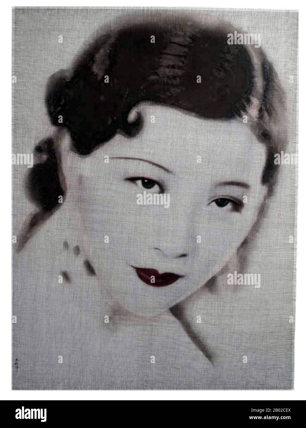 Ruan Lingyu (26. April 1910 - 8. März 1935), geborene Ruan Fenggen), war eine chinesische Stummfilmschauspielerin. Einer der prominentesten chinesischen Filmstars der 1930er Jahre, ihr tragischer Selbstmord im Alter von 24 Jahren führte sie zu einer Ikone des chinesischen Kinos. Ihr Trauerzug war angeblich fünf Kilometer (drei Meilen) lang, drei Frauen begingen während der Veranstaltung Selbstmord. Stockfoto