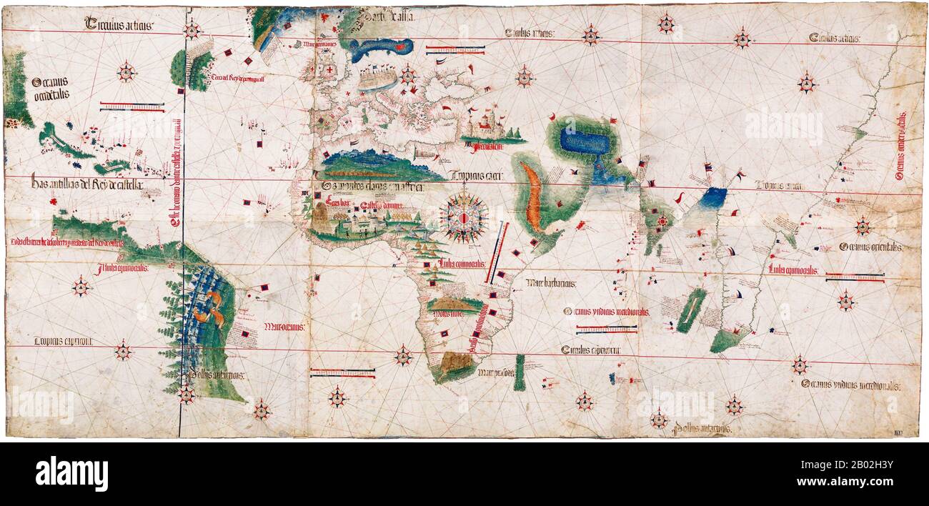 Das Cantino Planisphere (oder Cantino World Map) ist die älteste erhaltene Karte, die geographische Entdeckungen Portugals im Osten und Westen zeigt. Benannt ist es nach Alberto Cantino, einem Agenten des Herzog von Ferrara, der es 1502 erfolgreich von Portugal nach Italien schmuggelte. Die Karte zeichnet sich insbesondere durch die Darstellung einer fragmentarischen Aufzeichnung der brasilianischen Küste aus, die 1500 vom portugiesischen Entdecker Pedro Álvares Cabral entdeckt wurde, und durch die Darstellung der afrikanischen Küste des Atlantik und des Indischen Ozeans mit bemerkenswerter Genauigkeit und Detailgenauigkeit. Es war zu Beginn des sechzehnten Jahrhunderts wertvoll Stockfoto