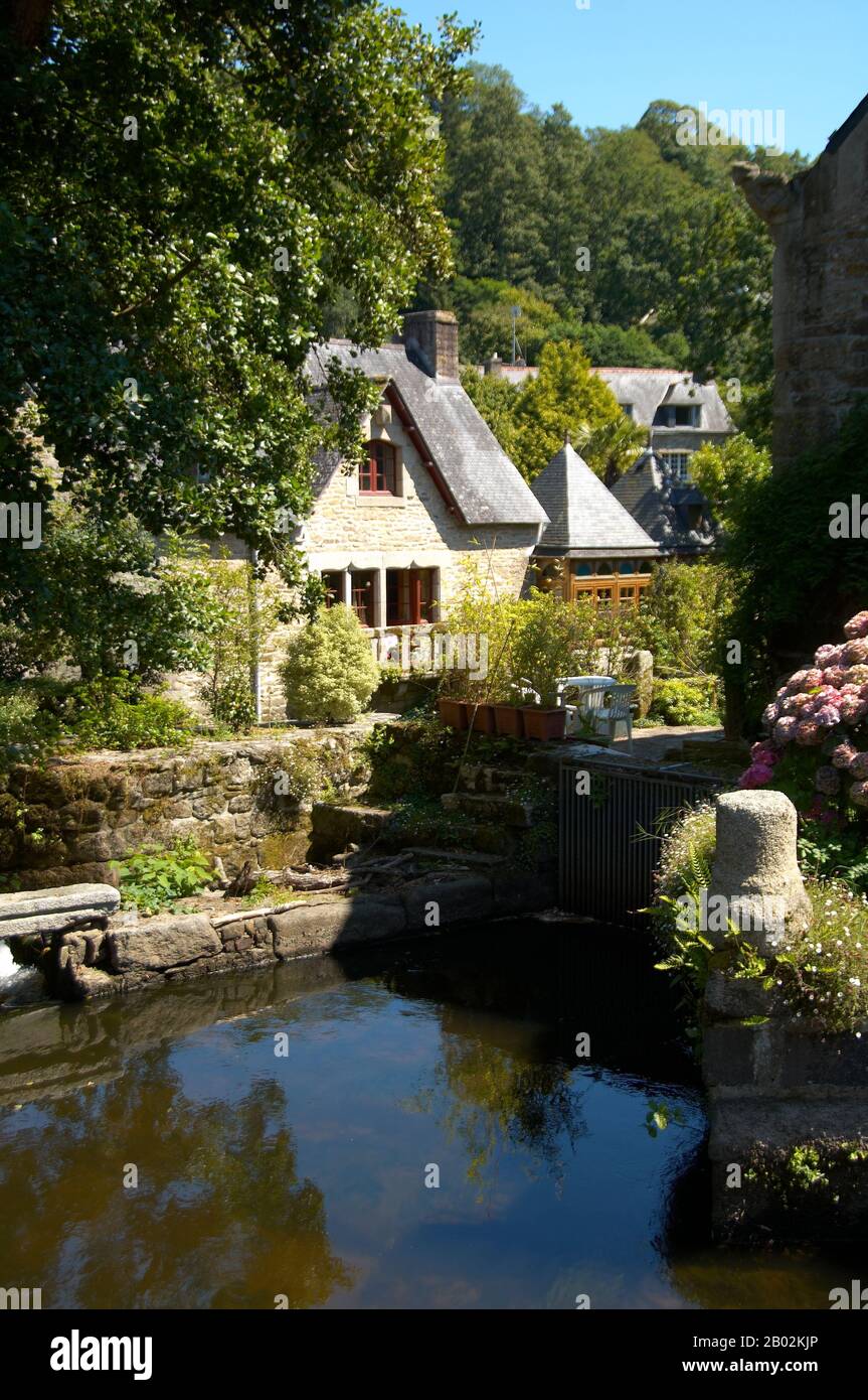 Pont Aven Brittany Nordfrankreich. Paul Gaugin verbrachte Zeit in dieser Stadt. Heimat der Pont-Aven-Kunstschule Stockfoto