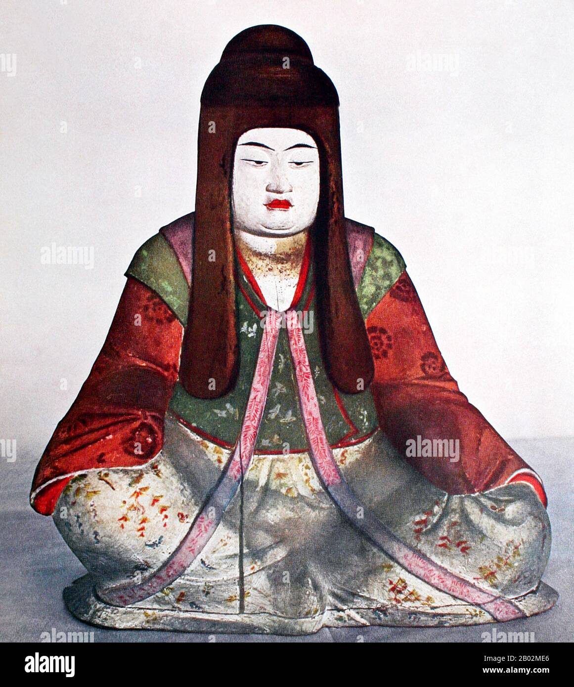 Die Königin Jingu wurde Kaiser Chuai (nontional 192 - 200 CE) zugesegnet, sie diente auch als Regentin von der Zeit des Todes ihres Mannes 209 bis ihr Sohn Kaiser Ōjin 269 auf den Thron kam.keine festen Daten können dem Leben oder der Herrschaft dieser historischen Figur zugeordnet werden. Jingū wird von Historikern wegen der Informationsraute über sie als "legendäre" Figur angesehen. Der Legende nach führte sie eine Armee bei einer Invasion Koreas an und kehrte nach drei Jahren siegreich nach Japan zurück. Diese Theorie wird jedoch auch in Japan weithin abgelehnt, da es in keinem Teil Von Kore Hinweise auf japanische Herrschaft gibt Stockfoto