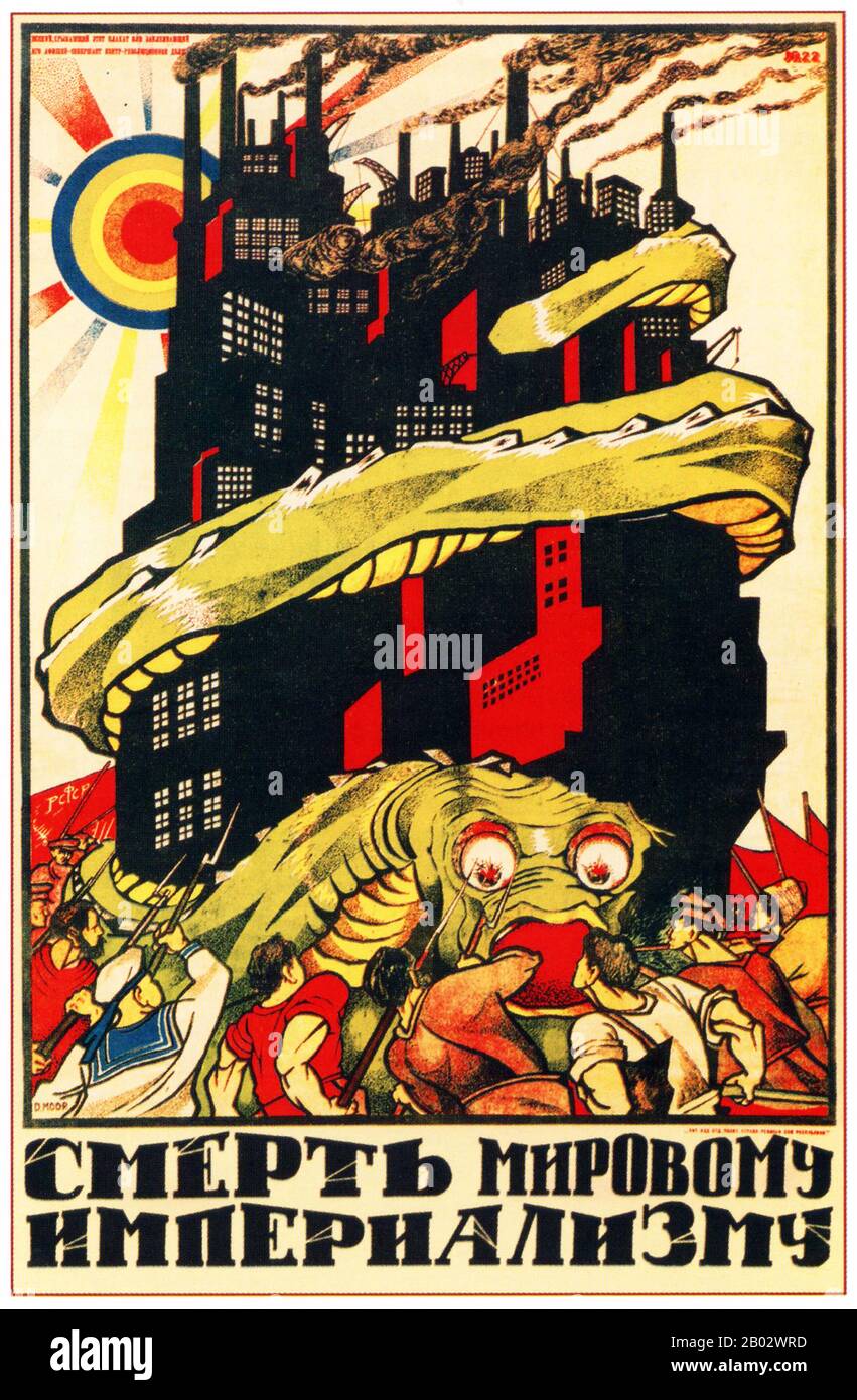 Die kommunistische Propaganda in der Sowjetunion basierte weitgehend auf der marxistisch-leninistischen Ideologie, um die Linie der Kommunistischen Partei zu fördern. Wandplakate waren in der Anfangszeit weit verbreitet und stellten oft die Siegeszüge der Roten Armee zugunsten der Analphabeten dar. Dies setzte sich im zweiten Weltkrieg fort, immer noch zugunsten der weniger Literaten, mit mutigen, einfachen Designs. Stockfoto