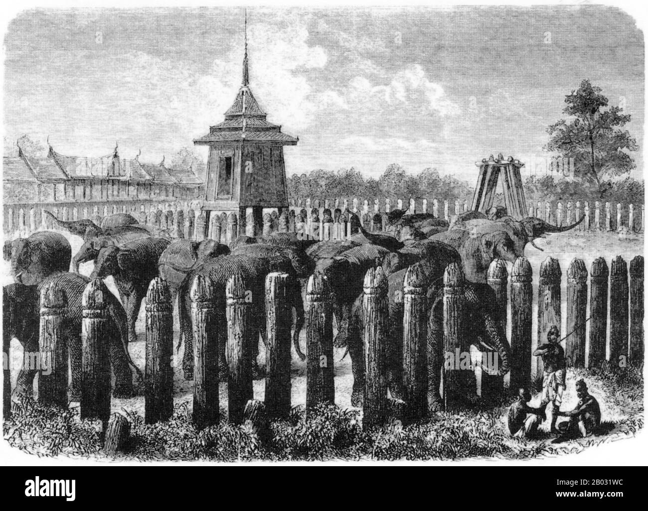 Ayutthayas Königlicher Elefantenkraal wurde ursprünglich während der kurzen Regierungszeit von König Yodfa auch Yot Fa (1535 - 1548) erbaut. Ayutthaya (Ayudhya) war ein siamesisches Königreich, das von 1351 bis 1767 bestand. Ayutthaya war gegenüber ausländischen Händlern, darunter Chinesen, Vietnamesen (Annamese), Indianern, Japanern und Persern, und später den Portugiesen, Spaniern, Holländern und Franzosen freundlich, so dass sie Dörfer außerhalb der Stadtmauern errichten konnten. Im sechzehnten Jahrhundert wurde sie von ausländischen Händlern als eine der größten und wohlhabendsten Städte im Osten bezeichnet. Das Gericht von König Narai (1656-1688) Stockfoto