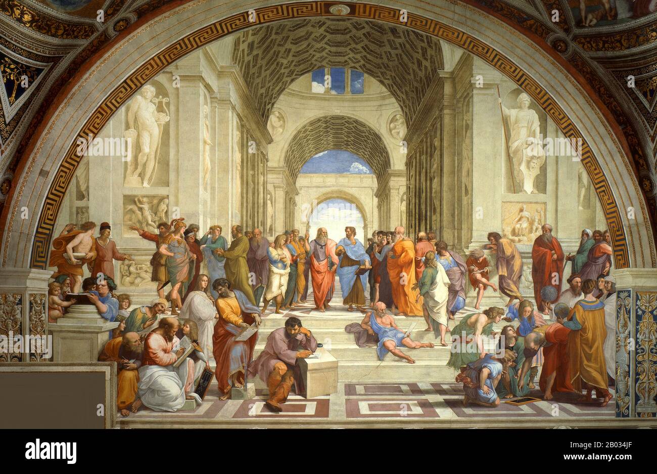 "Die Schule von Athen" oder die Scuola di Atene auf Italienisch ist eines der bekanntesten Freskenbilder des italienischen Renaissancekünstlers Raphael. Es wurde zwischen 1509 und 1511 im Rahmen von Raffaels kommission gemalt, um die heute als Stanze di Raffaello bezeichneten Räume im Apostolischen Palast im Vatikan mit Freskenausmalungen zu schmücken. Die Stanza della Segnatura war der erste der Räume, die dekoriert wurden, und "Die Schule von Athen" das zweite Gemälde, das dort nach "La Disputa" an der gegenüberliegenden Wand fertiggestellt wurde. Das Bild gilt lange Zeit als Raffaels Meisterwerk und die perfekte Verkörperung der Klassik Stockfoto