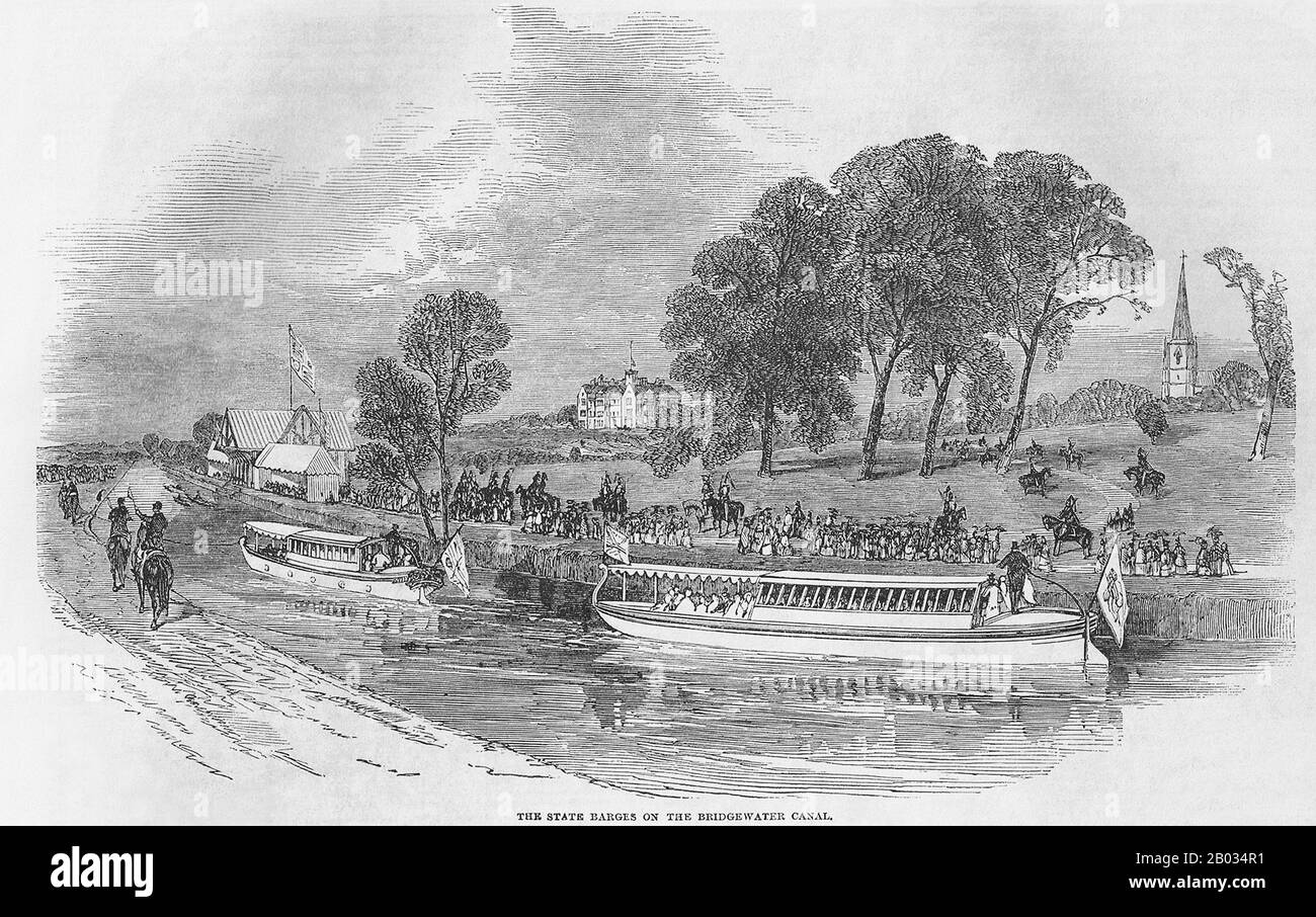 Der Bridgewater-Kanal verbindet Runcorn, Manchester und Leigh in Nordwestengland. Es wurde von Francis Egerton, dem 3. Herzog von Bridgewater, beauftragt, Kohle aus seinen Minen in Worsley nach Manchester zu transportieren. Es wurde 1761 von Worsley nach Manchester eröffnet und später von Manchester nach Runcorn und dann von Worsley nach Leigh verlängert. Der Kanal ist über eine Schleuse bei Cornbrook mit dem Manchester-Schiffskanal verbunden; mit dem Rochdale Canal in Manchester; mit dem Trent and Mersey Canal bei Preston Brook, südöstlich von Runcorn; und mit dem Leeds and Liverpool Canal bei Leigh. Wird oft als die FI betrachtet Stockfoto