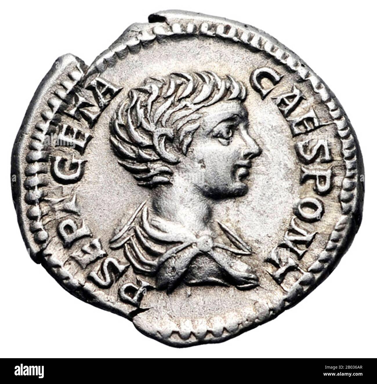 Geta (189-211 CE) war der jüngere Sohn des in Rom während der Regierungszeit des Kaiser Commodus geborenen Kaiser Septimius Severus. Geta kämpfte oft mit seinem älteren Bruder Caracalla und benötigte die Vermittlung ihrer Mutter Julia Domna. Septimius Severus ernannte Geta 209 zum "Augustus", was ihn 198 v. Chr. neben Caracalla, der vor über 10 Jahren zum Mitkaiser ernannt worden war, zum Mitkaiser machte. Septimius Severus starb Anfang 211 CE, da Geta und Caracalla gemeinsame Kaiser ausgerufen und nach Rom zurückbeordert hatten. Doch ihr Hass und ihre Rivalität untereinander haben sich nicht verdabt, und es gab sogar Gespräche über Splitt Stockfoto
