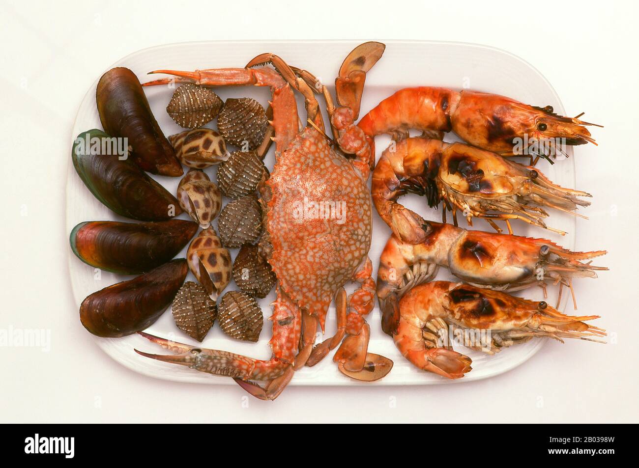 Einer der kulinarischen Köstlichkeiten Thailands ist mit seiner Fülle an Meeresfrüchten ausgestattet. Von 5-Sterne-Restaurants bis zu Ständen sind die verschiedenen Gerichte und Kochstile immens. Stockfoto