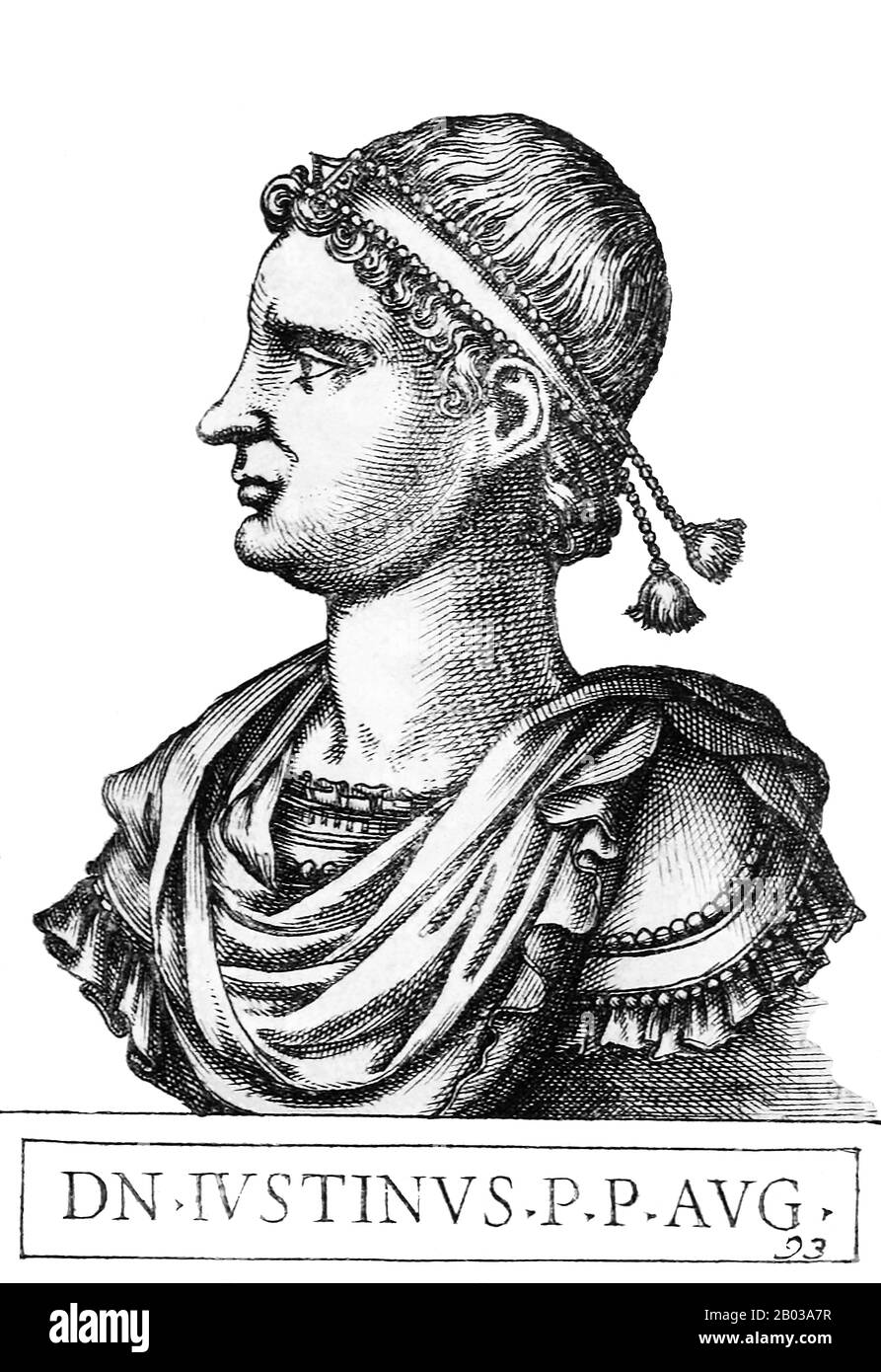 Justin II. (520-578) war der Neffe von Kaiser Justinian I. und war angeblich auf dem Sterbebett des Kaiser zu seinem Erben ernannt worden. Justins frühe Herrschaft stützte sich vollständig auf die Unterstützung der Adelspartei und angesichts einer leeren Schatzkammer brach er auf, potentielle Feinde abzuzahlen, wie es sein Onkel getan hatte, was zu Avar-Einfällen über die Donau führte. Justin erneuerte den Konflikt mit dem Sassanidenreich, weigerte sich, Tribut zu zollen und mit den Türken zu überfluten. Er überwachte jedoch zwei katastrophale Feldzüge, bei denen die Perser Syrien einnehmen und die lebenswichtige Festung Dara gefangen nehmen konnten. Es Stockfoto