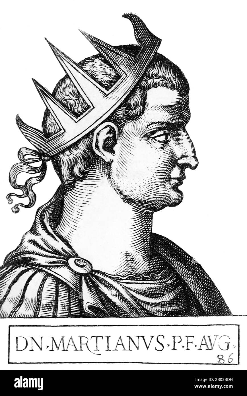 Marcian (392-457) war der Sohn eines Soldaten aus Illyricum oder Thracia und verbrachte einen Großteil seines frühen Lebens als unbemerkenswerter Soldat. Er diente unter den mächtigen Generälen Alan Ardapur und Aspar in Afrika. Nach seiner Rückkehr nach Constantinopel wurde er Senator und wurde später als Consort nach Pulcheria, Schwester des kurz zuvor verstorbenen Kaiser Theodosius II., auserwählt Marcian wurde 450 der nächste Kaiser des oströmischen Imperiums. Stockfoto