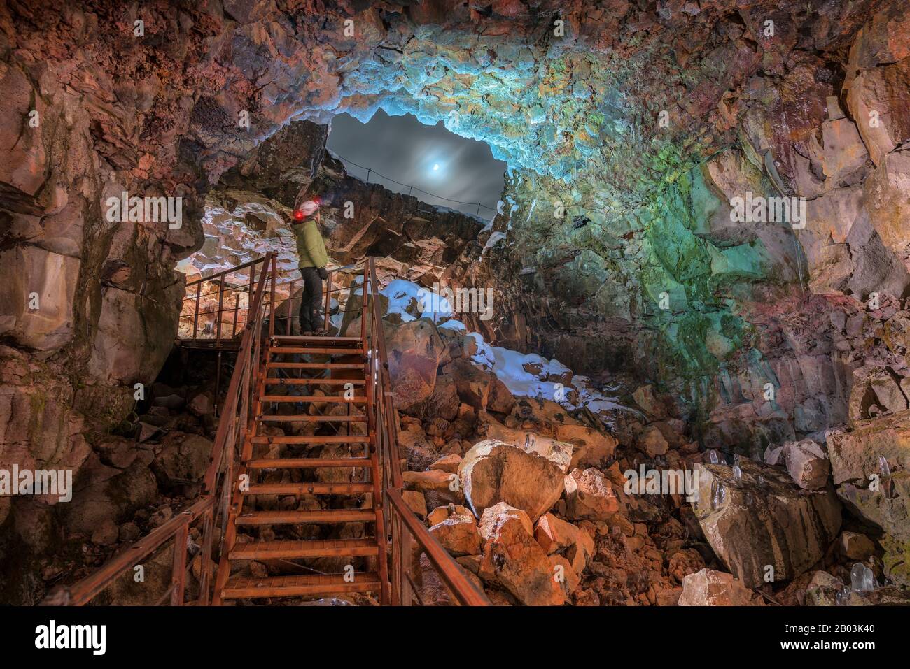 Raufarholshellir Lava Tunnel, Island. Eine der längsten Lavaröhren in der Nähe von Reykjavik, Island Stockfoto