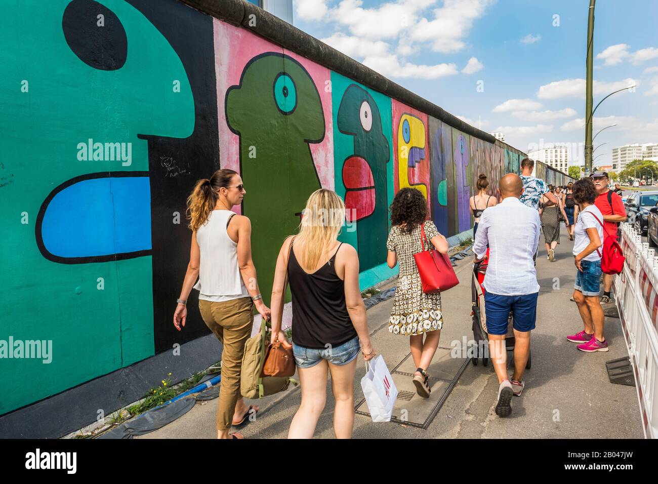 Besucher an der Ostseitengalerie Stockfoto