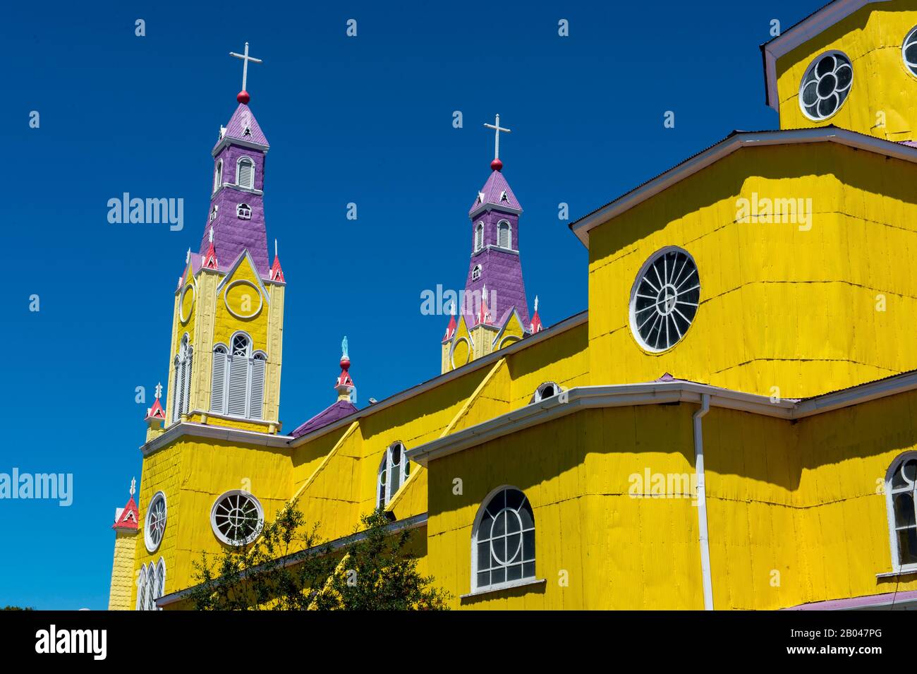 San Francisco Church (erbaut 1906), ein UNESCO-Weltkulturerbe in Castro, Chiloe Island, Südchile. Stockfoto