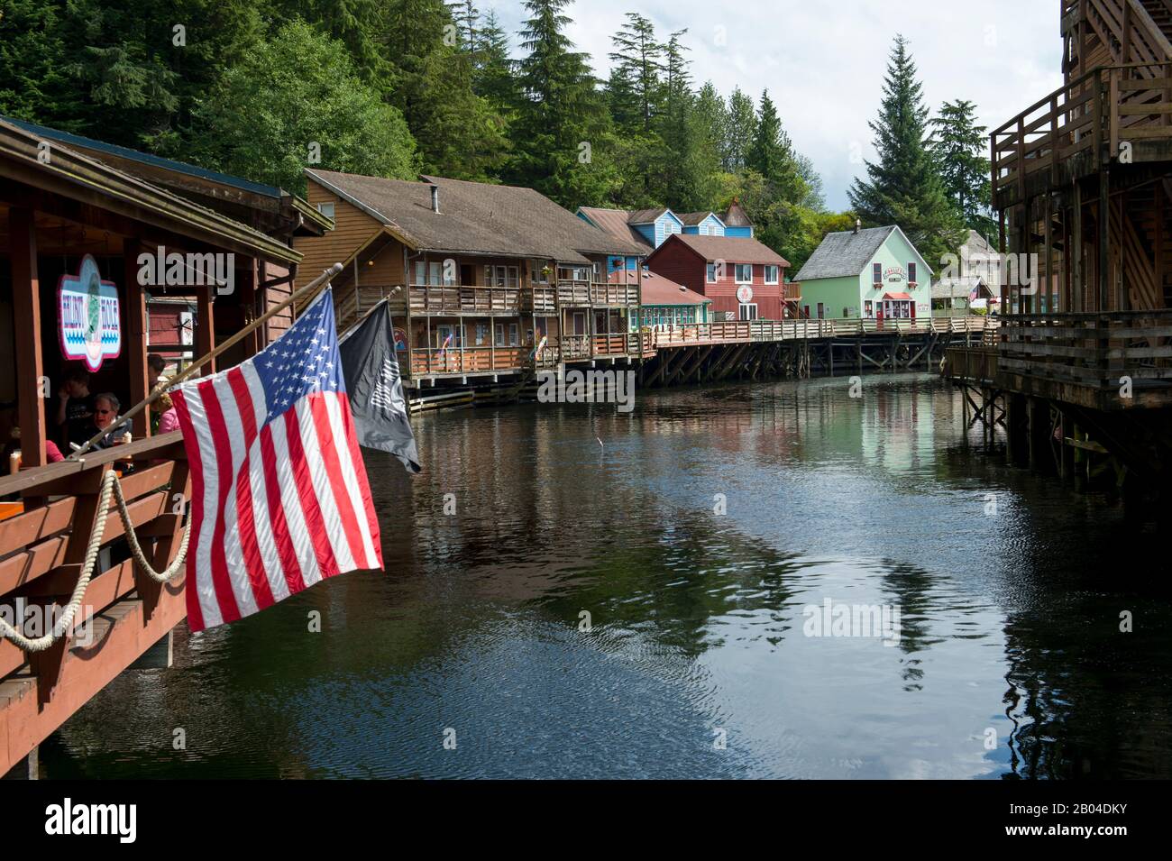 Blick auf die Creek Street, den ehemaligen Red Light District in Ketchikan, Südost-Alaska, USA. Stockfoto