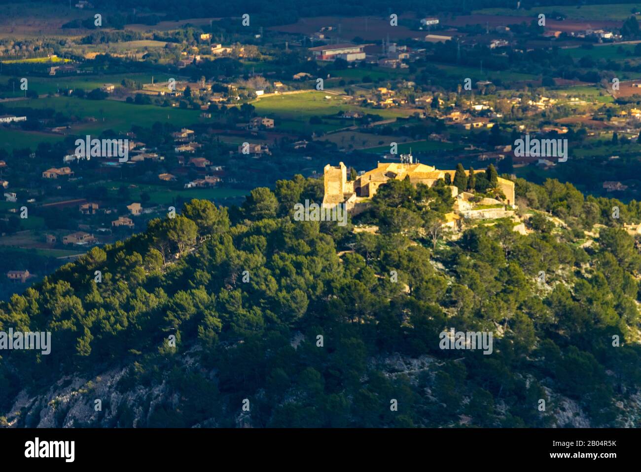 Luftbild, Insel, Santuari de la Stute de Déu del Puig, ehemaliges Kloster, Pollença, Mallorca, Balearen, Spanien, Europa, Berg, es, sanctu Stockfoto