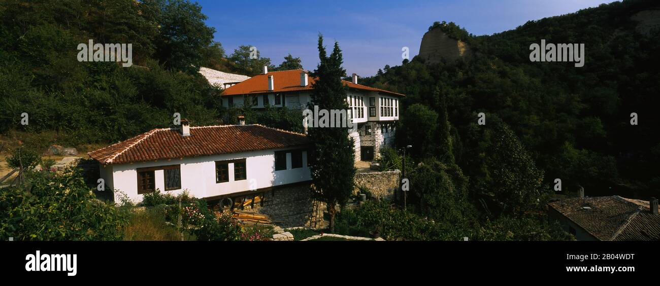 Haus am Hang, Melnik, Sandanski, Provinz Blagoevgrad, Bulgarien Stockfoto