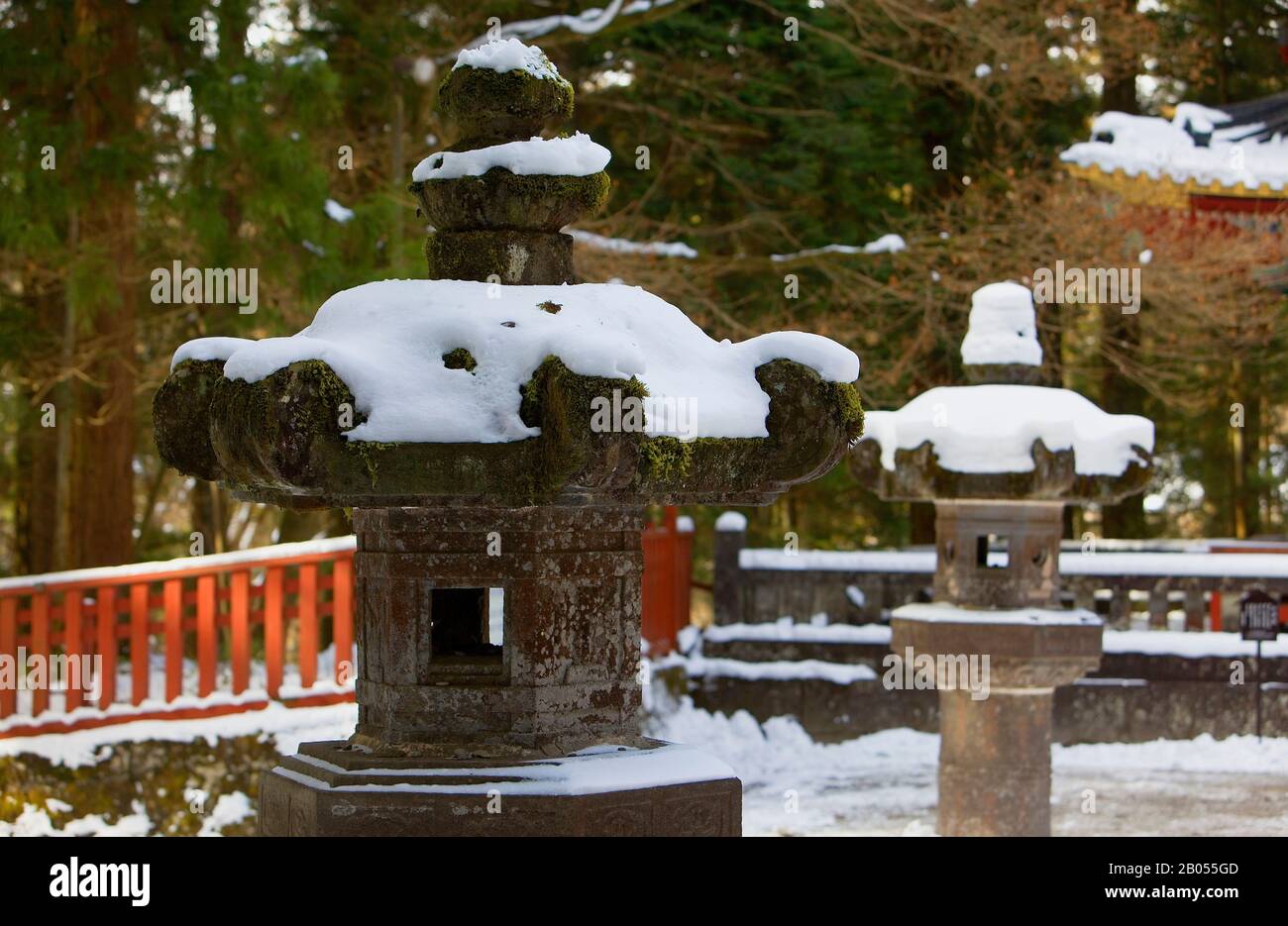 lanterns at the entrance of Tosho-gu Shrine , Nikko,Japan Stockfoto