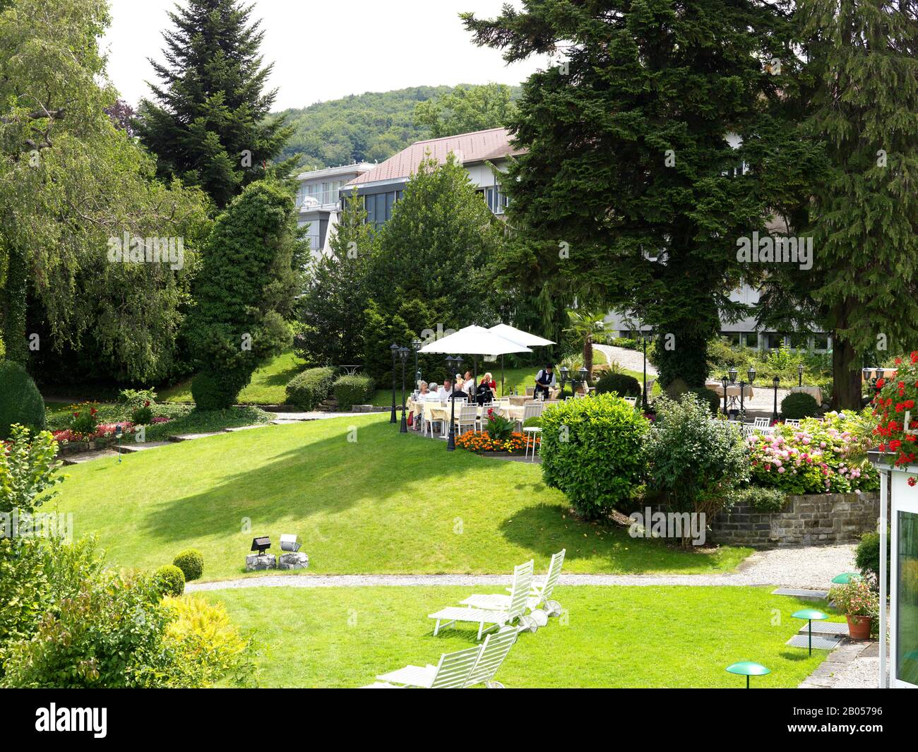Blick auf ein Restaurant, Hotel Belvedere, Spiez, Niedersimmental, Kanton Bern, Schweiz Stockfoto