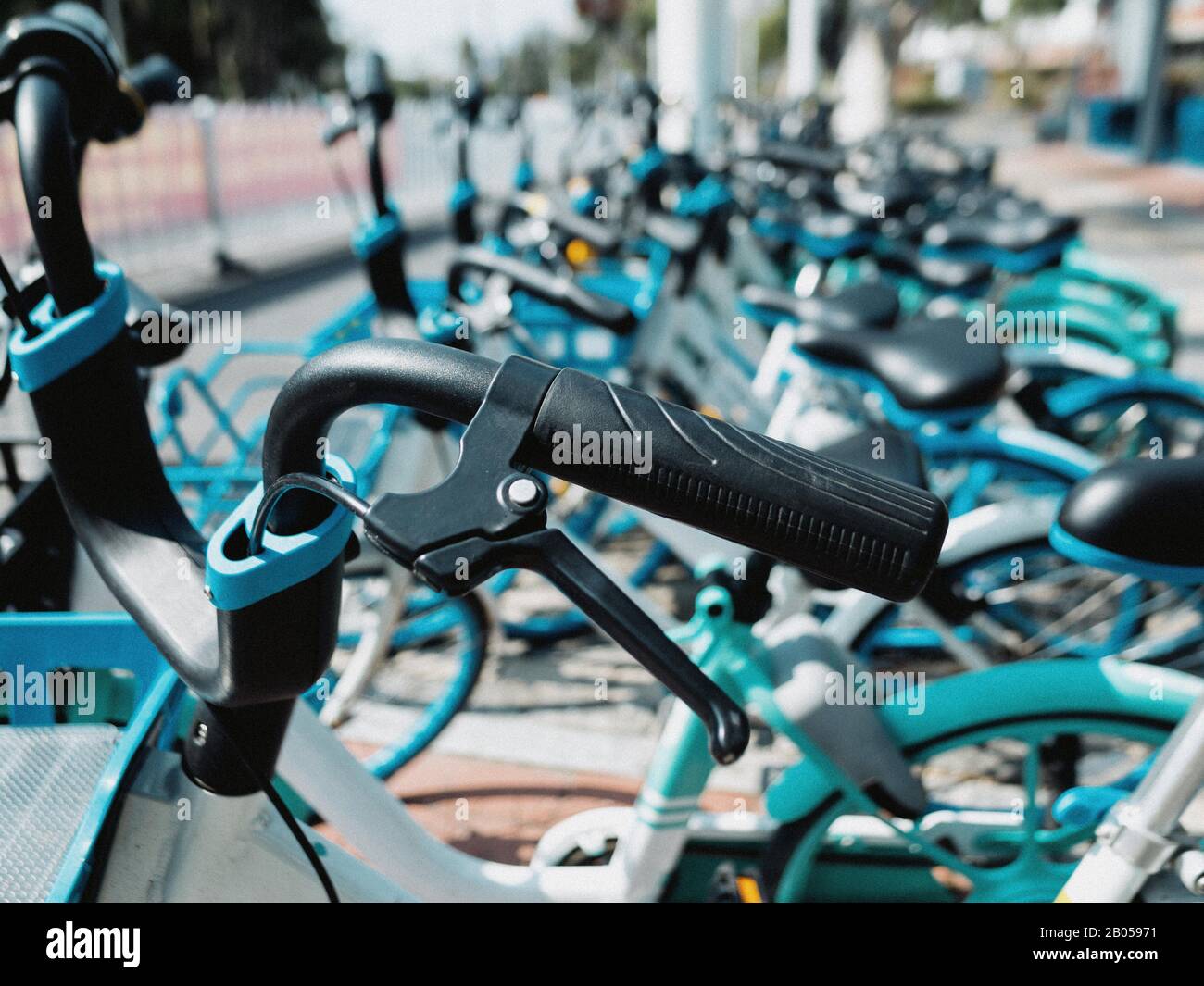 Teilen Sie das Fahrrad china Coronavirus Stockfoto