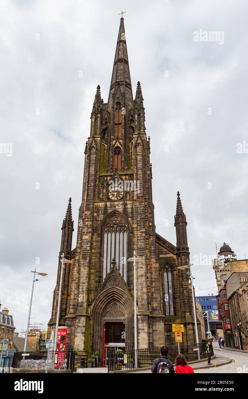 Edinburgh, Jul 12: Außenansicht der St. Columba's Free Church of Scotland am 12. Juli 2011 in Edinburgh Stockfoto