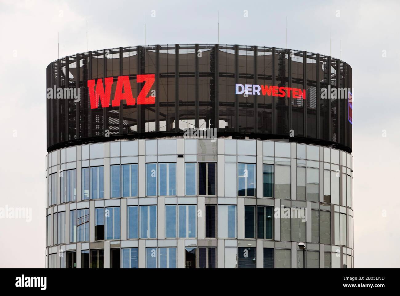Funke Media Tower mit Newswall, Deutschland, Nordrhein-Westfalen, Ruhrgebiet, Essen Stockfoto