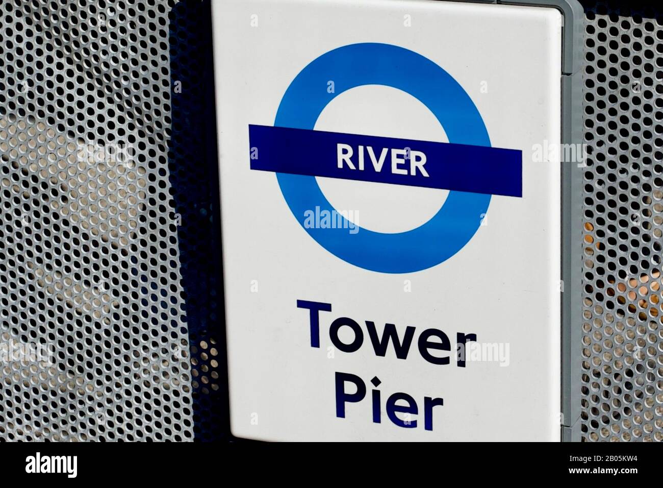 Tower Millennium Pier, Themse, Tower Hill, London, England. Stockfoto