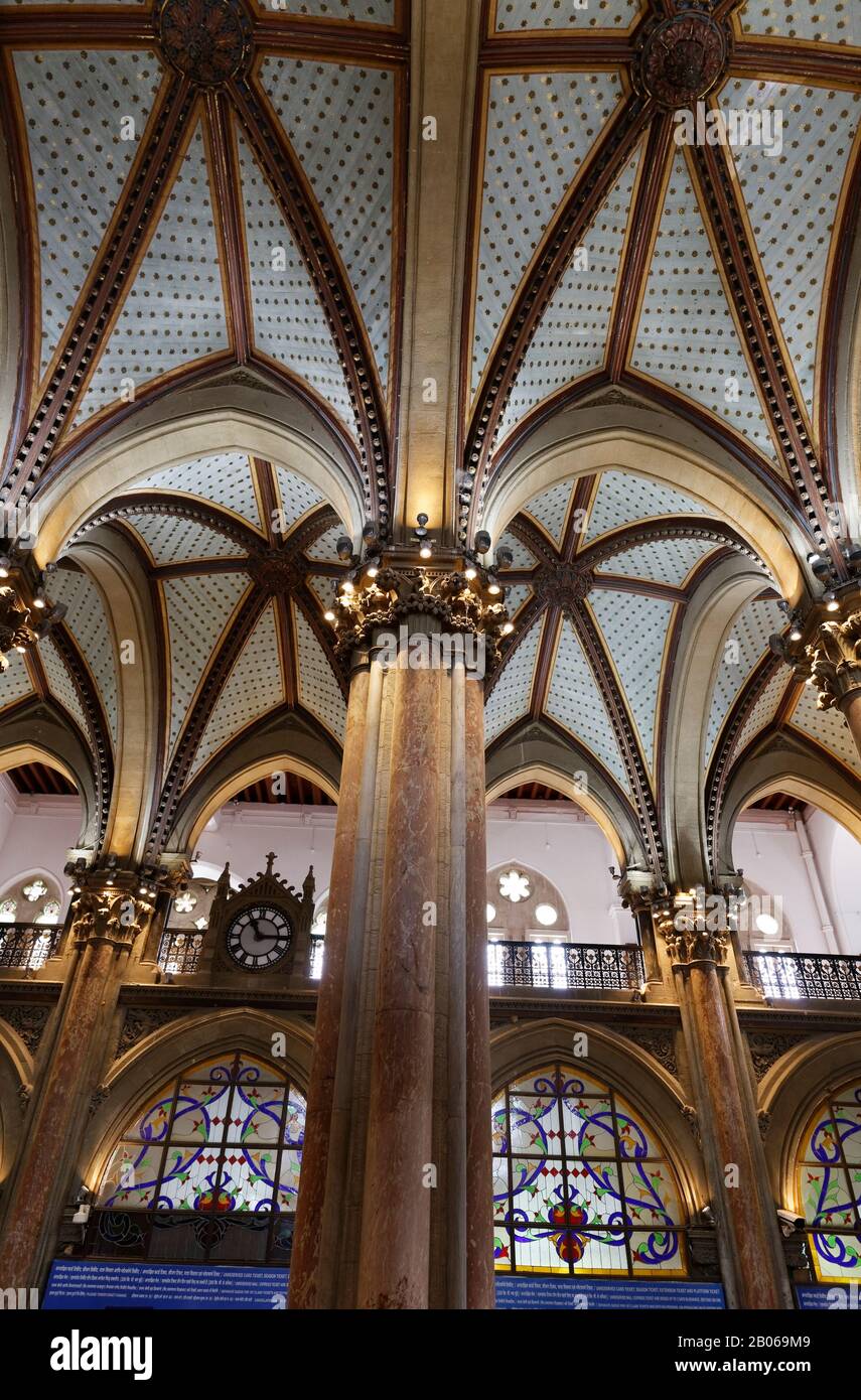 Chhatrapati Shivaji Maharaj Terminus Interior, früher Victoria Terminus, ist ein historischer Endbahnhof und UNESCO-Weltkulturerbe. Stockfoto