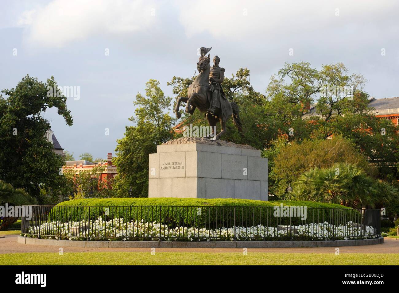 USA, LOUISIANA, NEW ORLEANS, FRENCH QUARTER, JACKSON SQUARE MIT STATUE DES HAUPTGENERALS ANDREW JACKSON Stockfoto