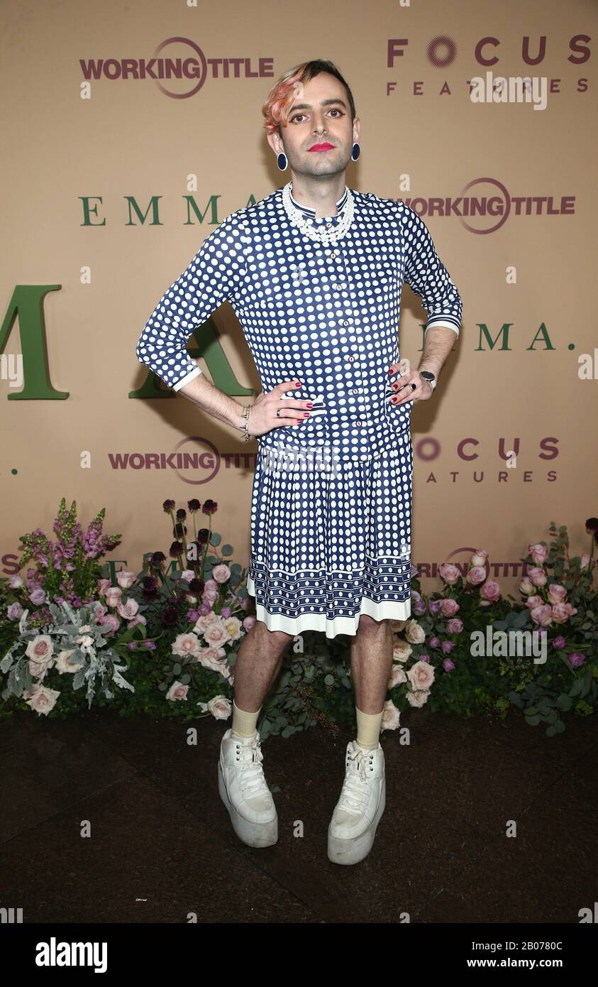 18. Februar 2020 - Los Angeles, Kalifornien - Jacob Tobia. Premiere Von Focus Features' 'Emma.' im DGA Theatre. (Kreditbild: © Fs/AdMedia über ZUMA Wire) Stockfoto