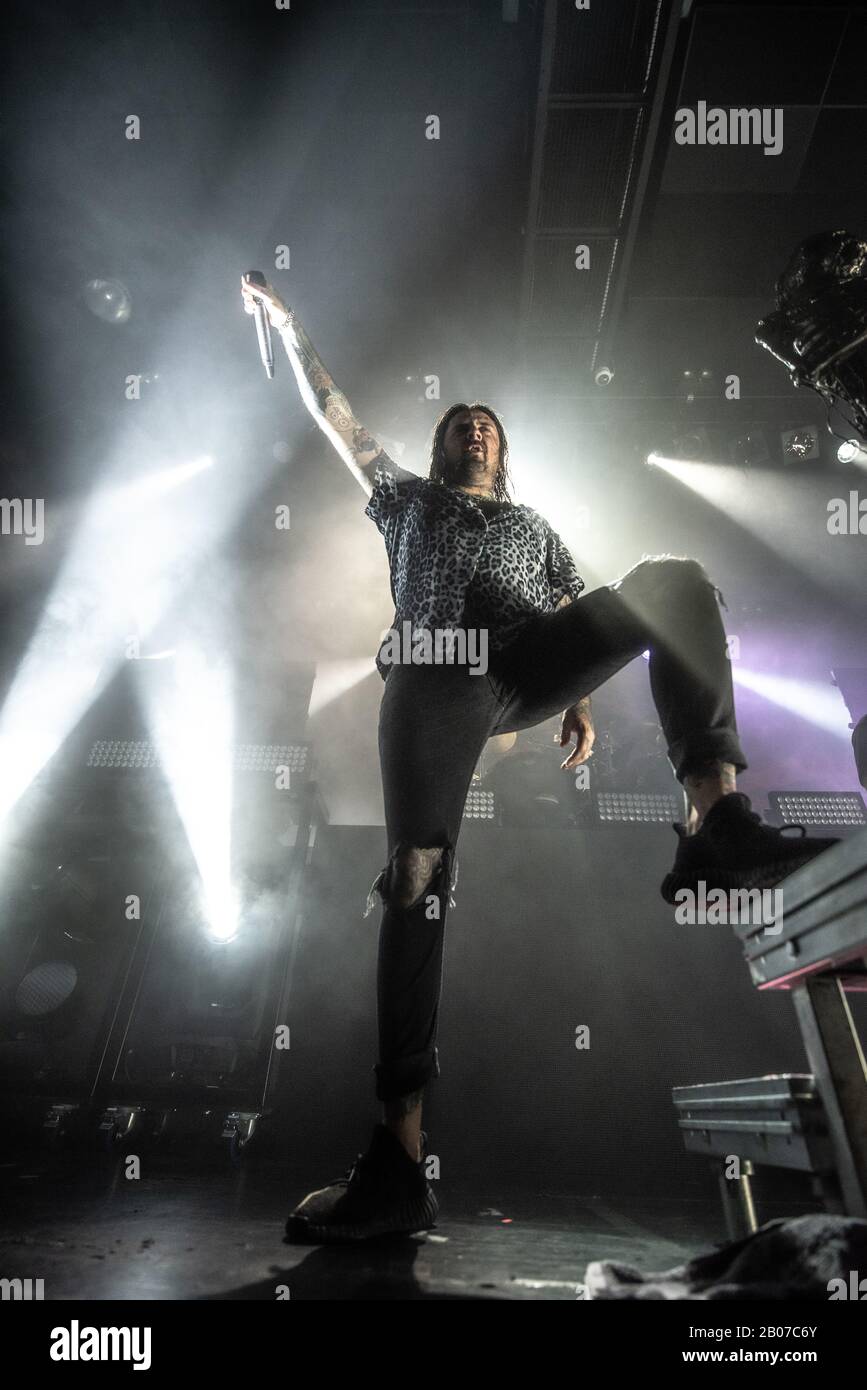 Kopenhagen, Dänemark. Februar 2020. Die australische Deathcore-Band Thy Art Is Murder führt ein Live-Konzert im Amager Bio in Kopenhagen durch. Hier ist Sänger Chris McMahon live auf der Bühne zu sehen. (Foto: Gonzales Foto - Joe Miller). Stockfoto