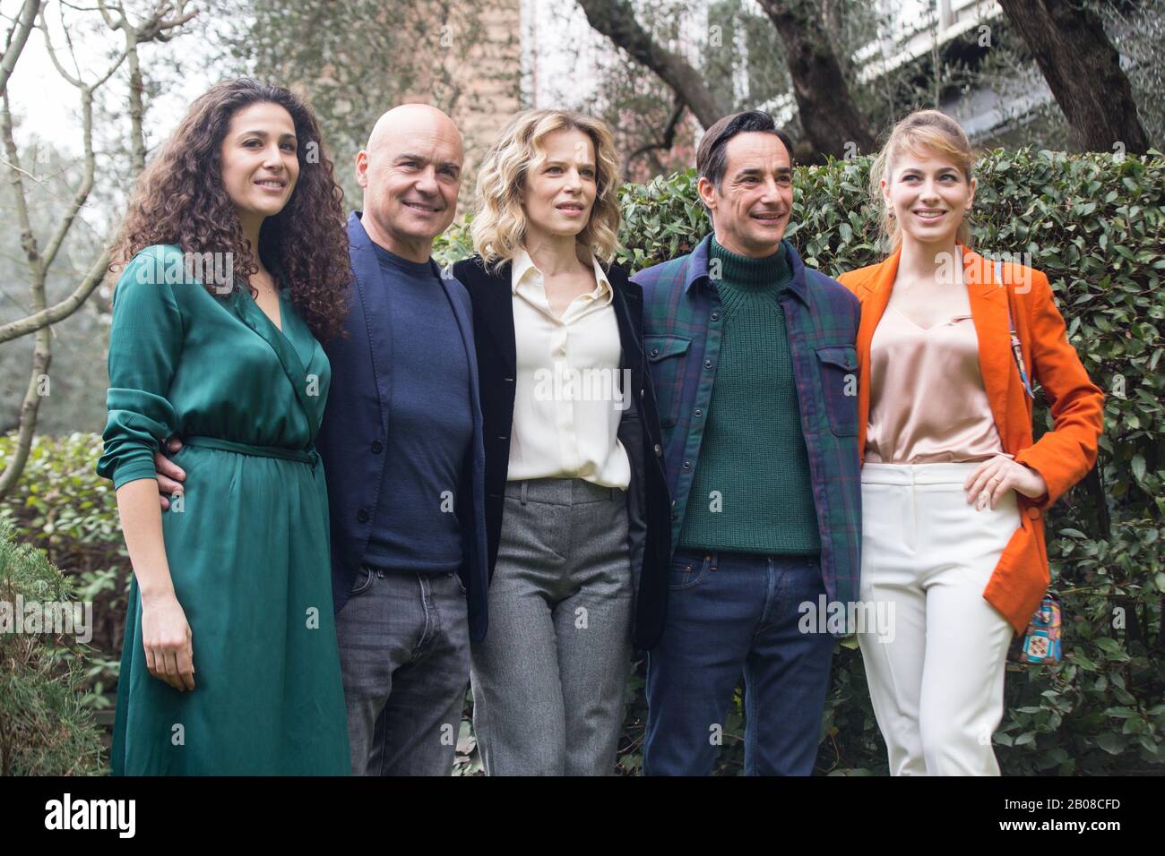 Besetzung der neuen Episoden der italienischen Belletristik Il Commissario  Montalbano (Foto von Matteo NardonePacific Press Stockfotografie - Alamy